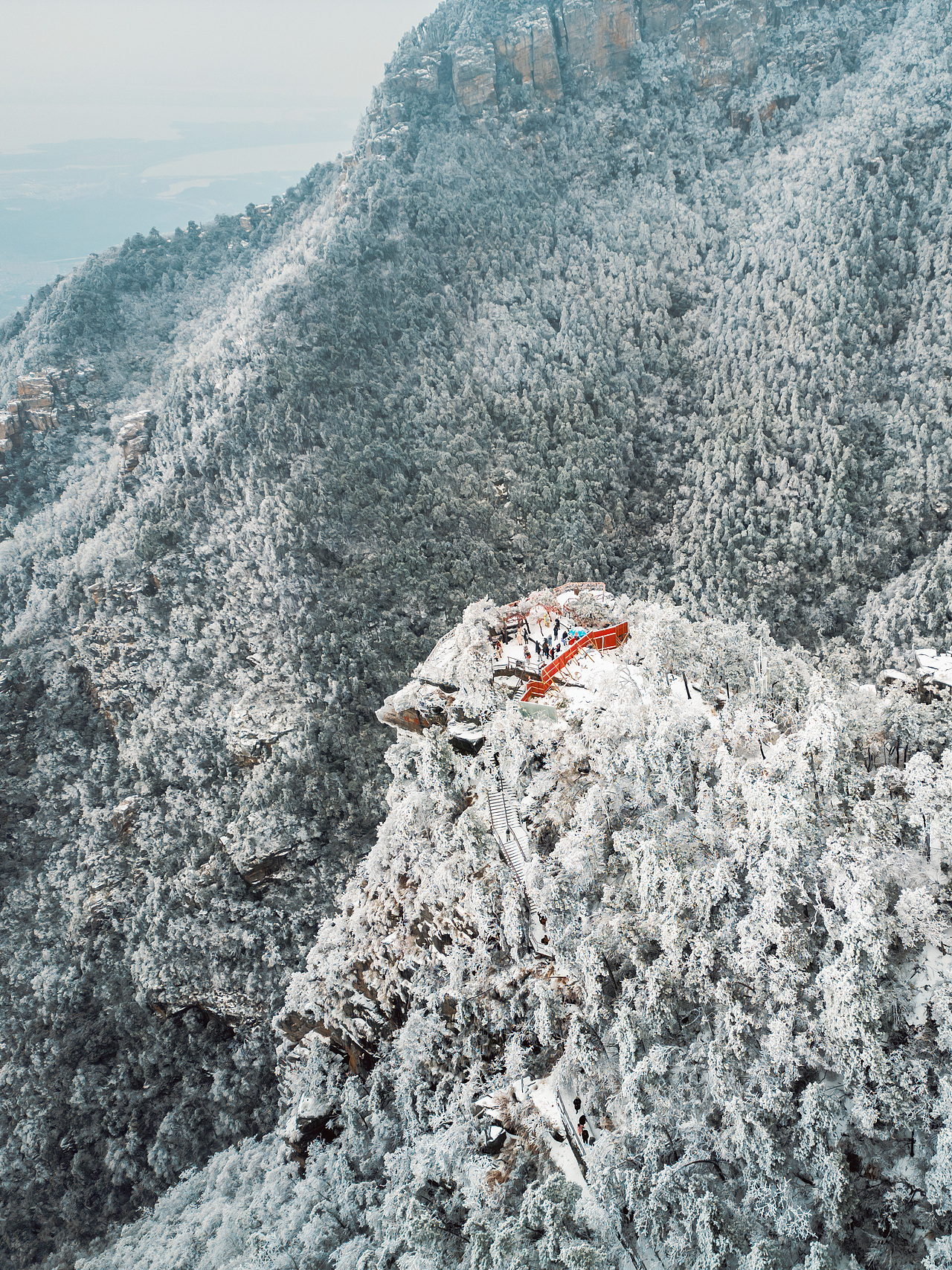 2023庐山航拍,雪山上的小镇庐山牯岭。