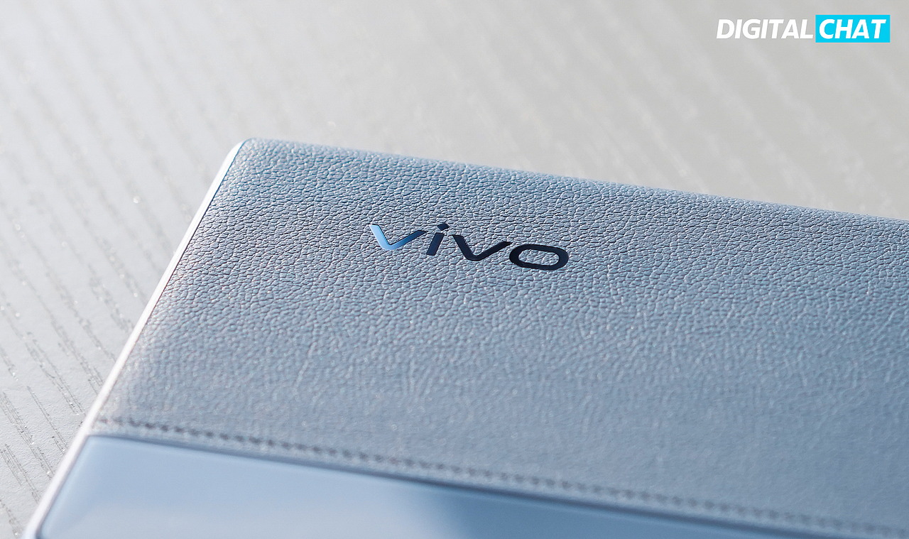 vivo X Fold2