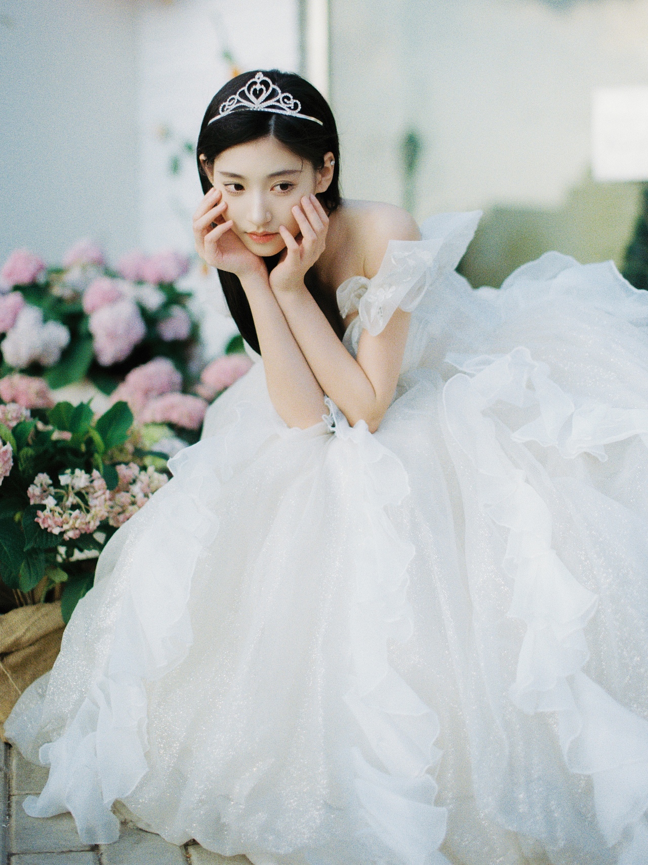 “请你,望向我的镜头深处”——赵丽思写真集