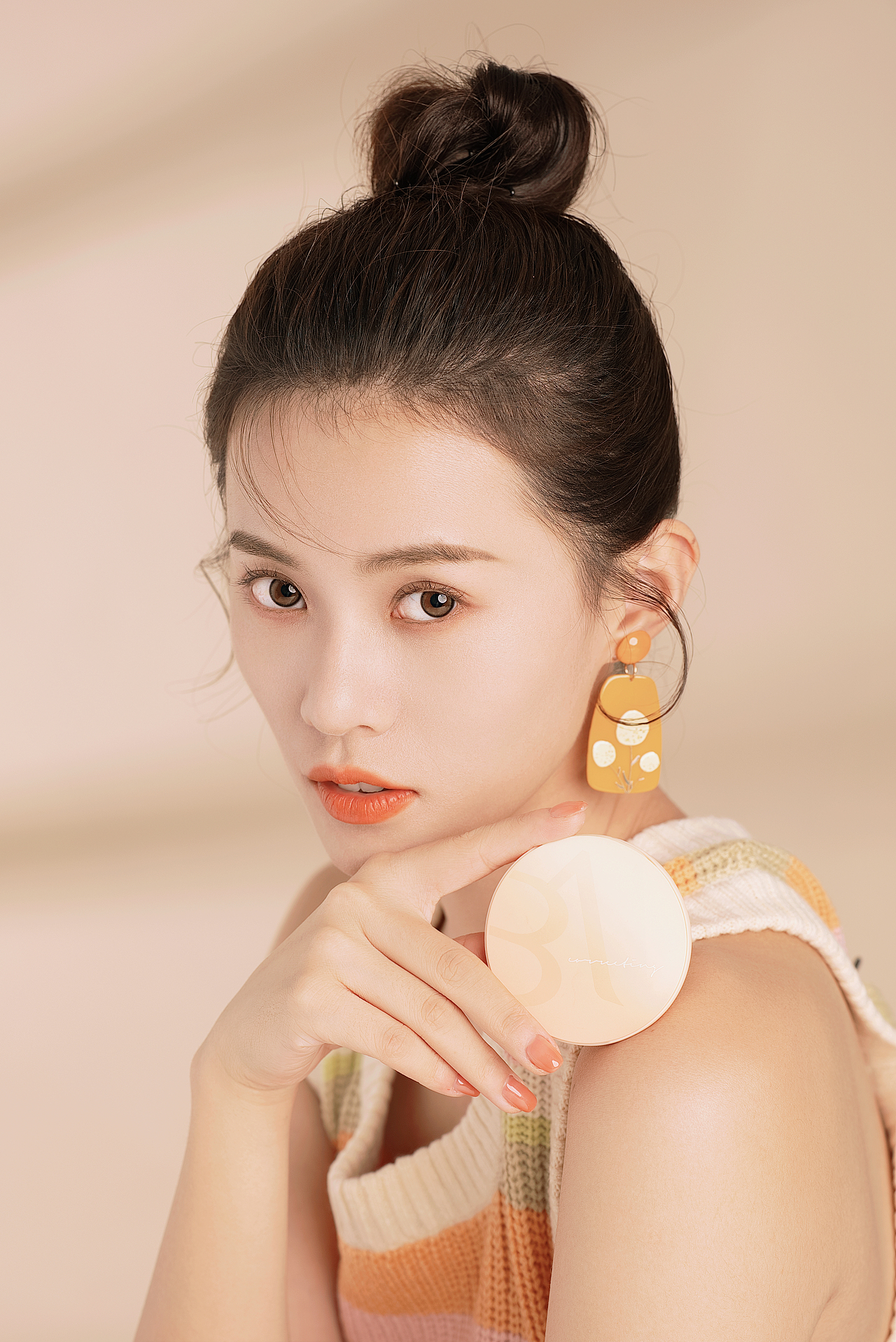 遮瑕盘模特拍摄