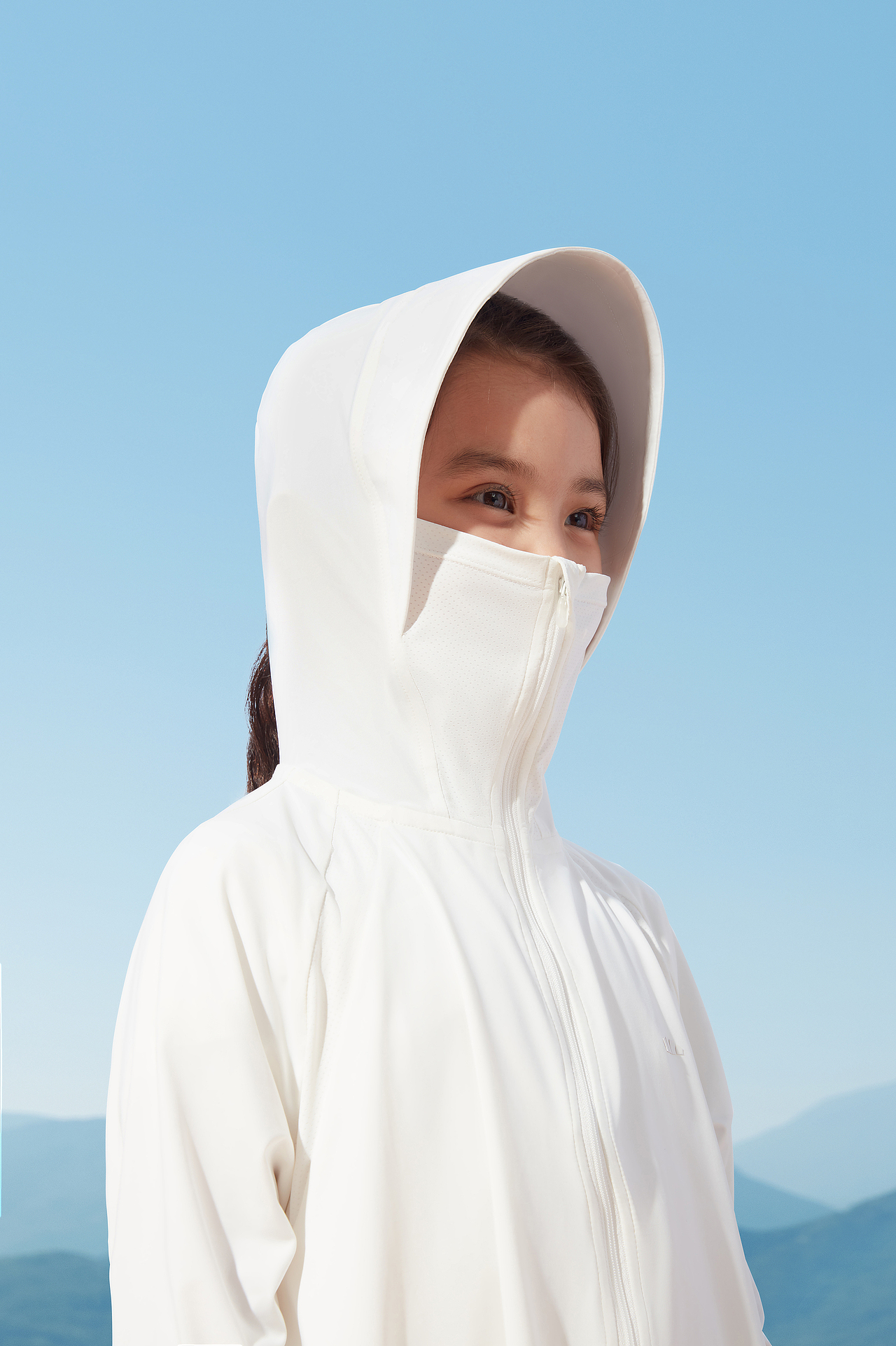 蕉下 冰触系列 儿童披肩防晒服 | 电商摄影（图ZMzExMDI0Njg4） - 产品摄影 - 站酷设计师制片露娜Luna原创素材 - 站酷ZCOOL