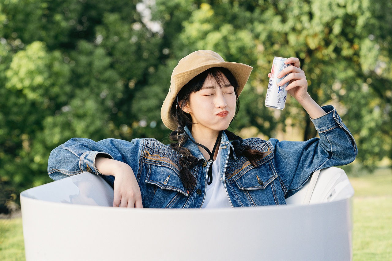 REVER × RIO｜浅野一下，即兴出逃 视频/平面/包装（图ZMzQ4OTUwOTky） - 短片 - 站酷设计师RADStudio原创素材 - 站酷ZCOOL