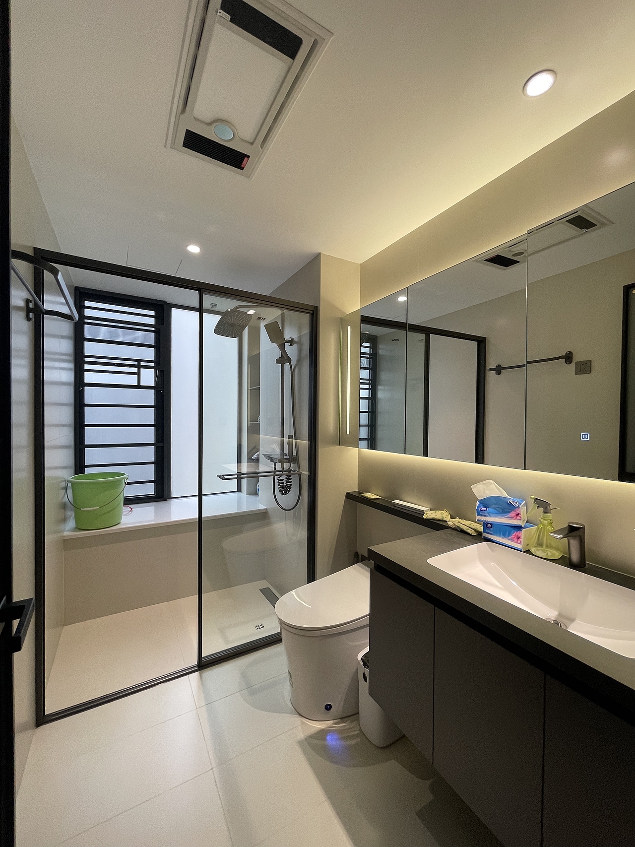 十月新作 | 120m² 暖色调现代意式简约空间