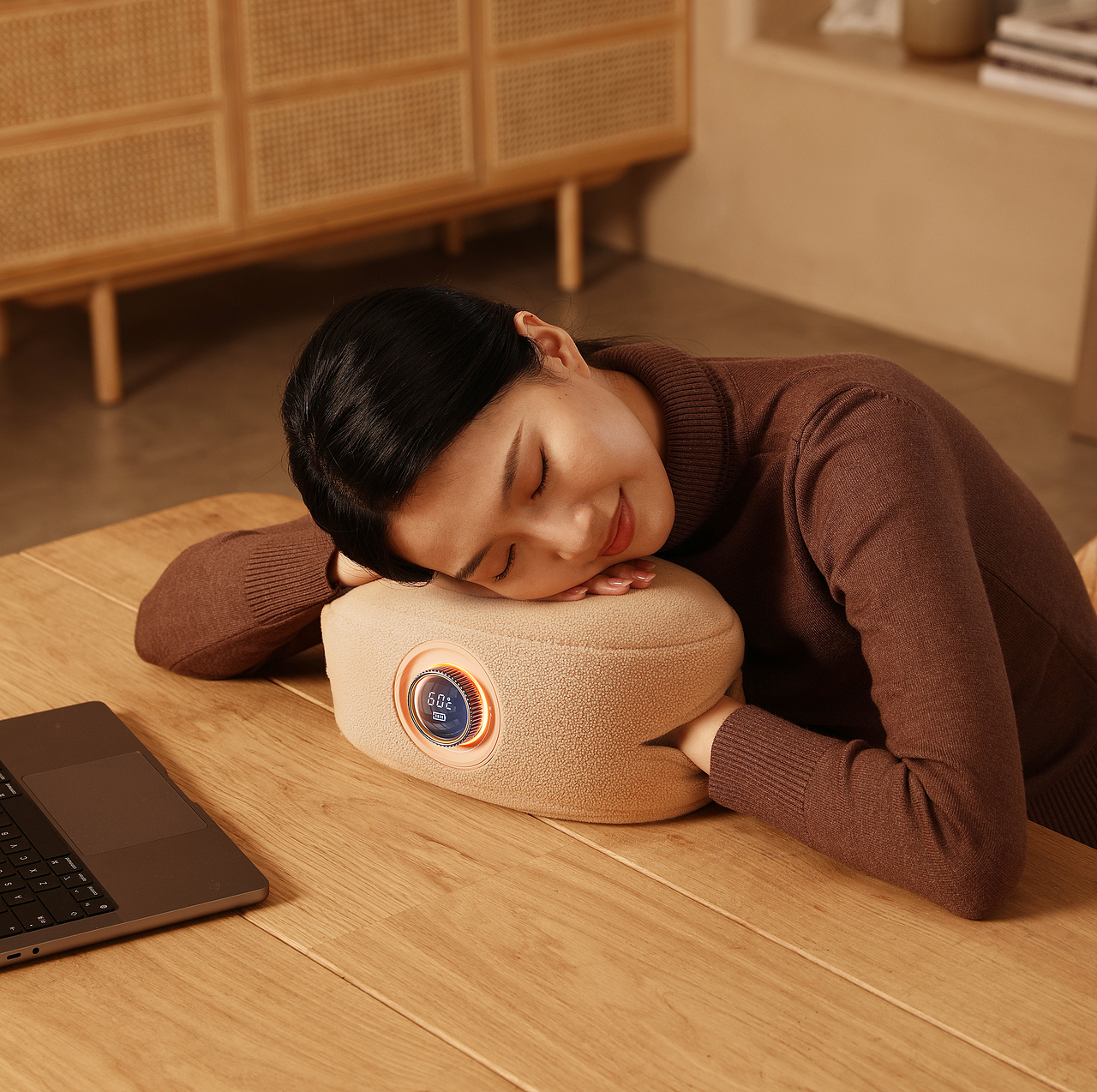 Ranvoo 2022冬季毛发产品质感表现——个人节选（图ZMzQyMzExNzk2） - 产品 - 站酷设计师夜桃原创素材 - 站酷ZCOOL