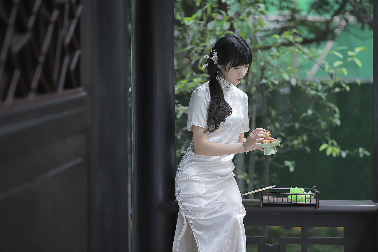 旗袍写真|愿许秋风离别意,散我心中意难平