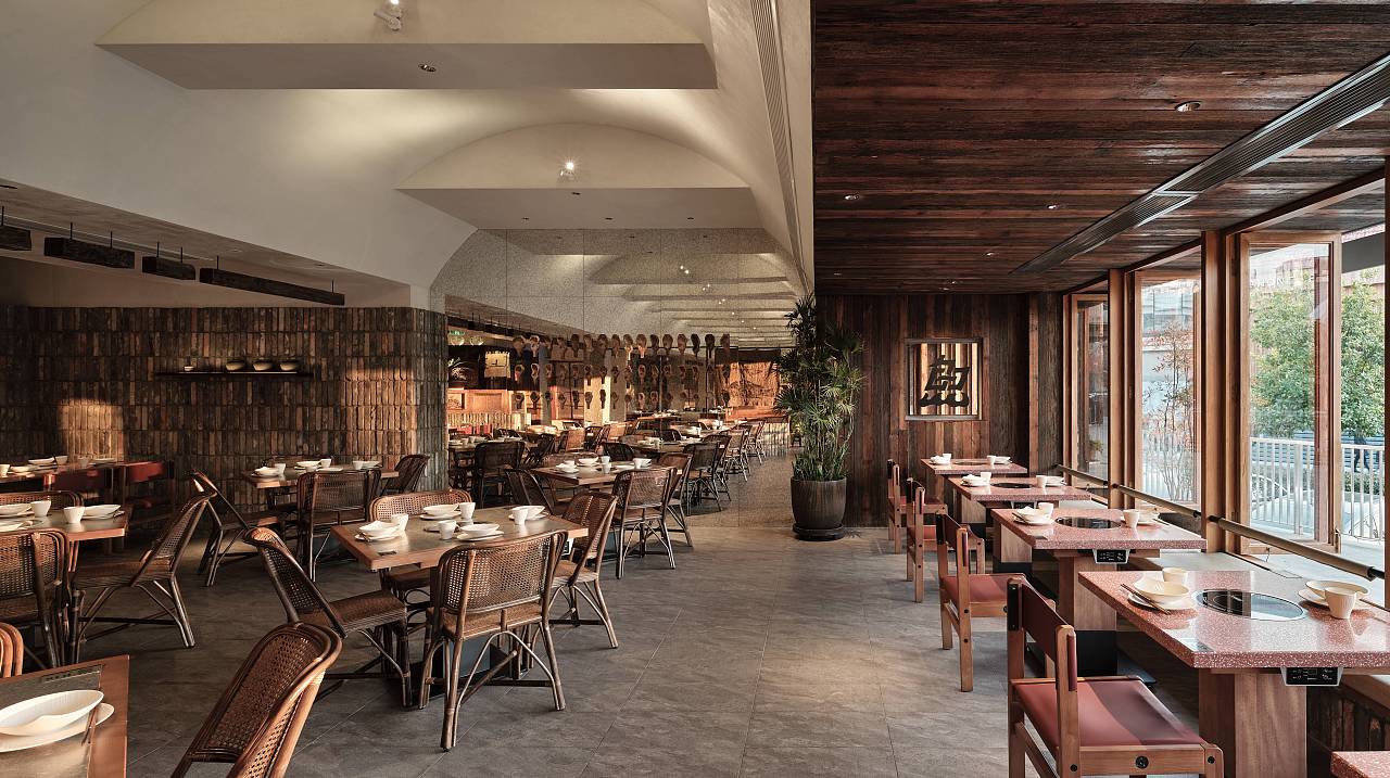 【餐饮空间】巴川鱼火锅（图ZMzU2MzA5ODY0） - 酒店餐饮设计 - 站酷设计师南京拿云室内设计原创素材 - 站酷ZCOOL