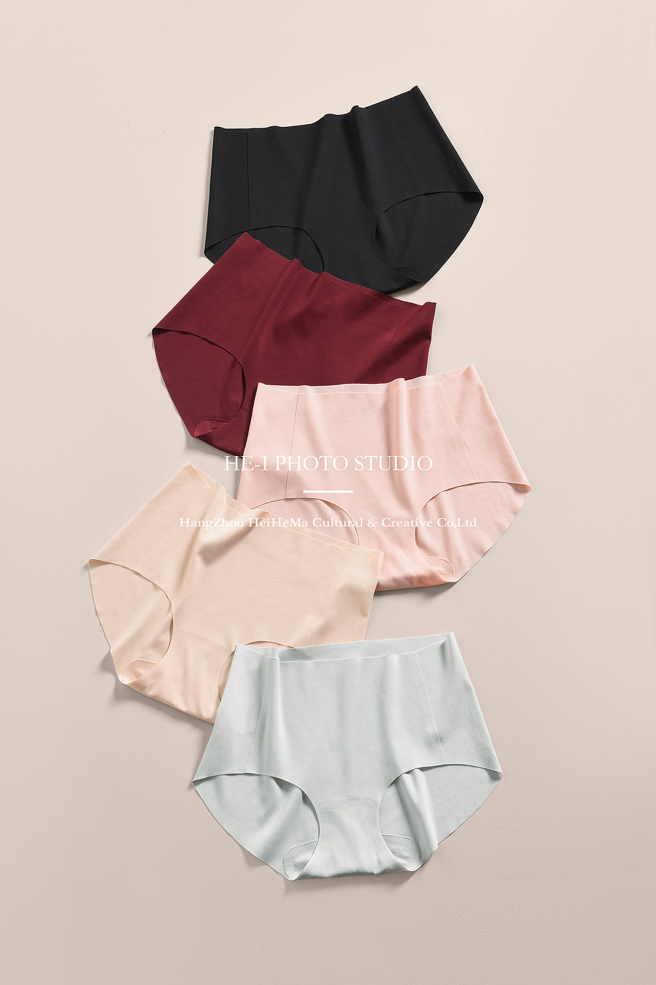 产品摄影「居家服饰 女士内裤拍摄」黑和马