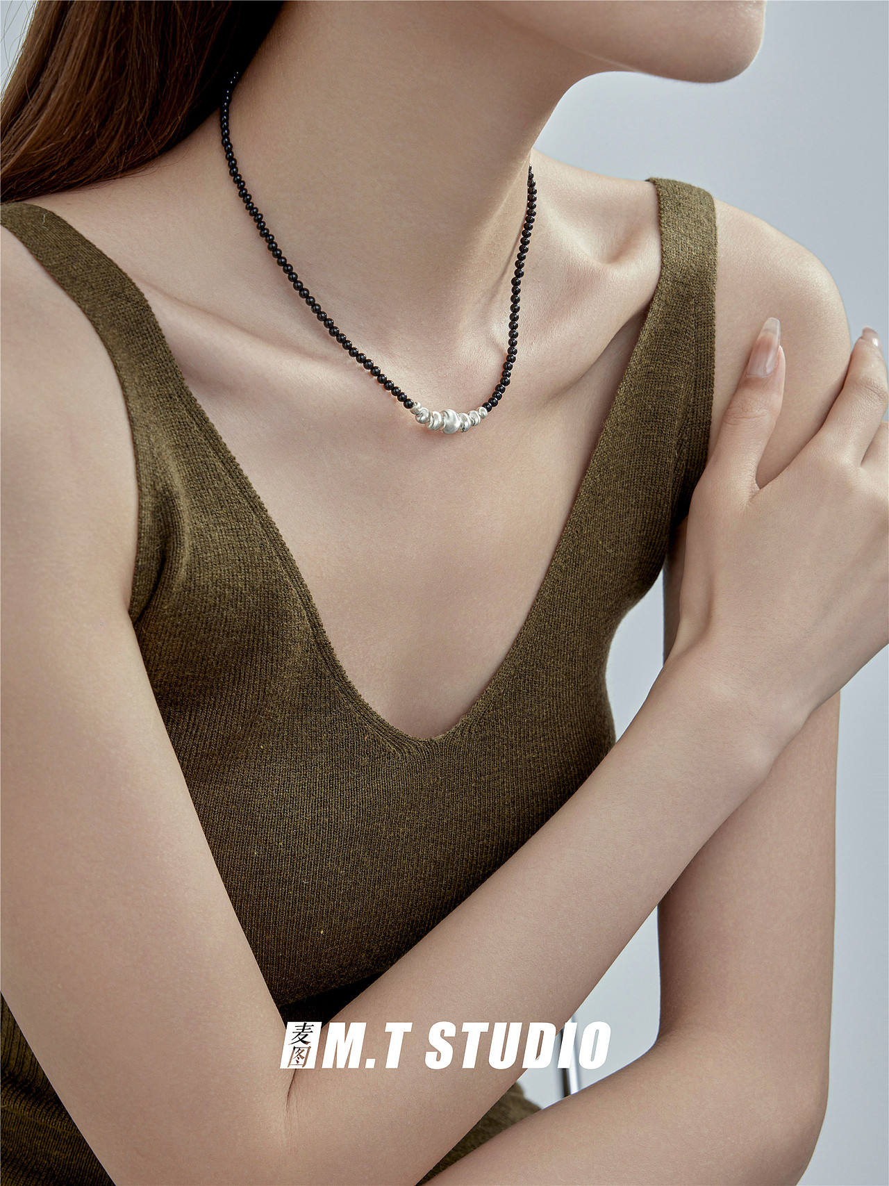 网红调性首饰无头风气质型模特图拍摄