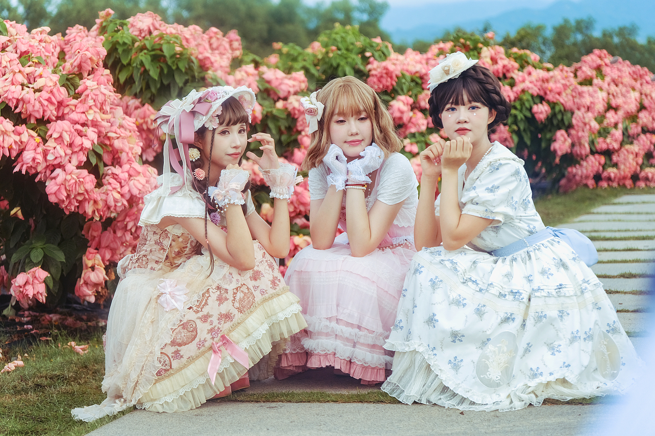 藏在夏天里的女孩—— lolita。 摄影后期@下一站