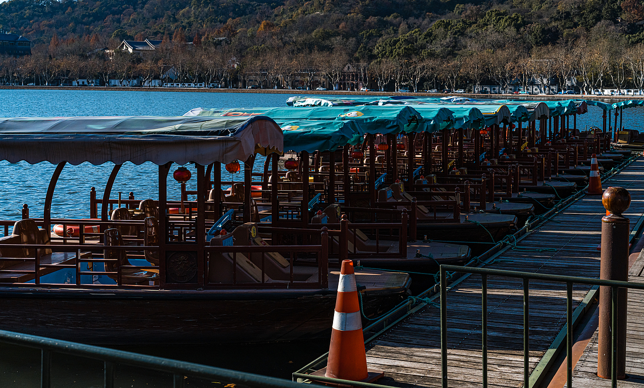 12月周末西湖周边街拍（图ZMzI2MjM2NjQ4） - 风光摄影 - 站酷设计师秋之诺原创素材 - 站酷ZCOOL
