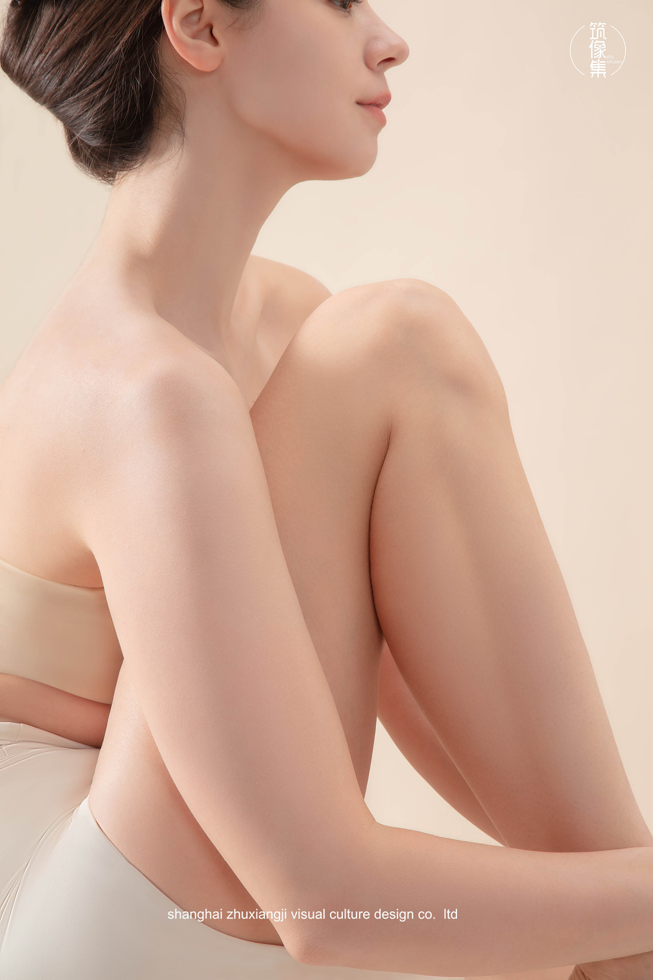 美妆身体乳拍摄（图ZMzEzMzQwMDA0） - 人像摄影 - 站酷设计师上海筑像集视觉原创素材 - 站酷ZCOOL