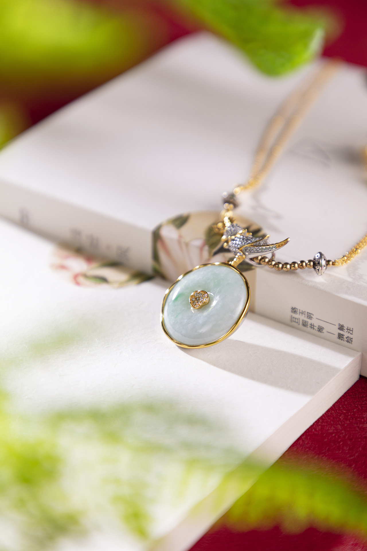 首飾拍攝（圖ZMzMwNDM1NDQw） - 產(chǎn)品攝影 - 站酷設(shè)計(jì)師阿月的小世界原創(chuàng)素材 - 站酷ZCOOL