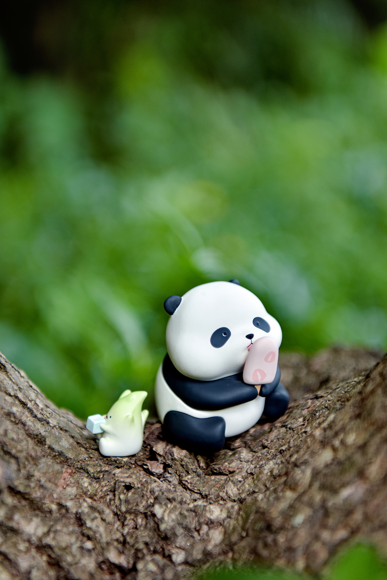 熊猫＆竹笋的宇宙大冒险（图ZMzExNDI4Njg0） - 产品摄影 - 站酷设计师Evil7Live原创素材 - 站酷ZCOOL