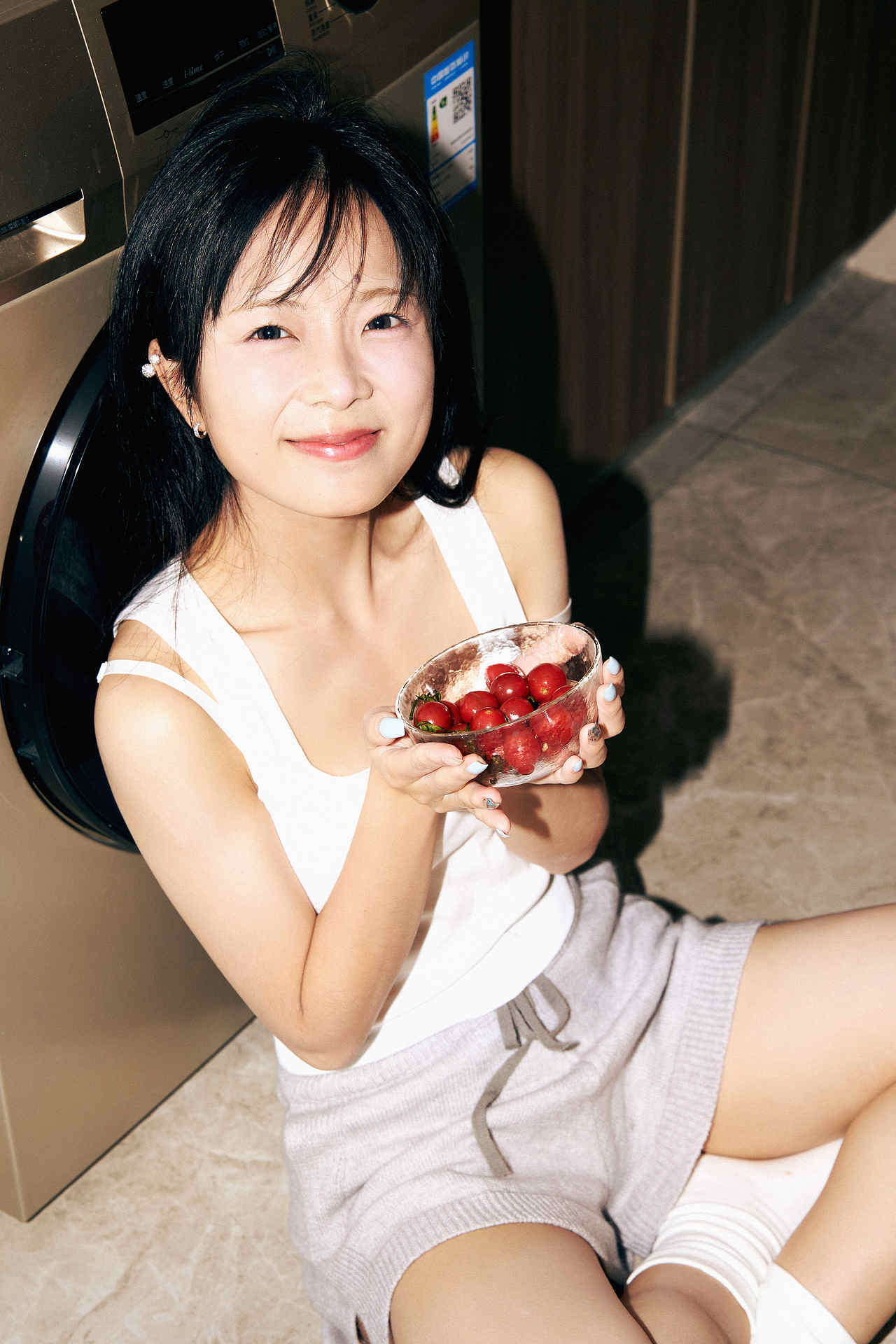 气泡味道的鬼马夏天（图ZMzY4MzAyMDQ4） - 人像摄影 - 站酷设计师小烟_Gava原创素材 - 站酷ZCOOL