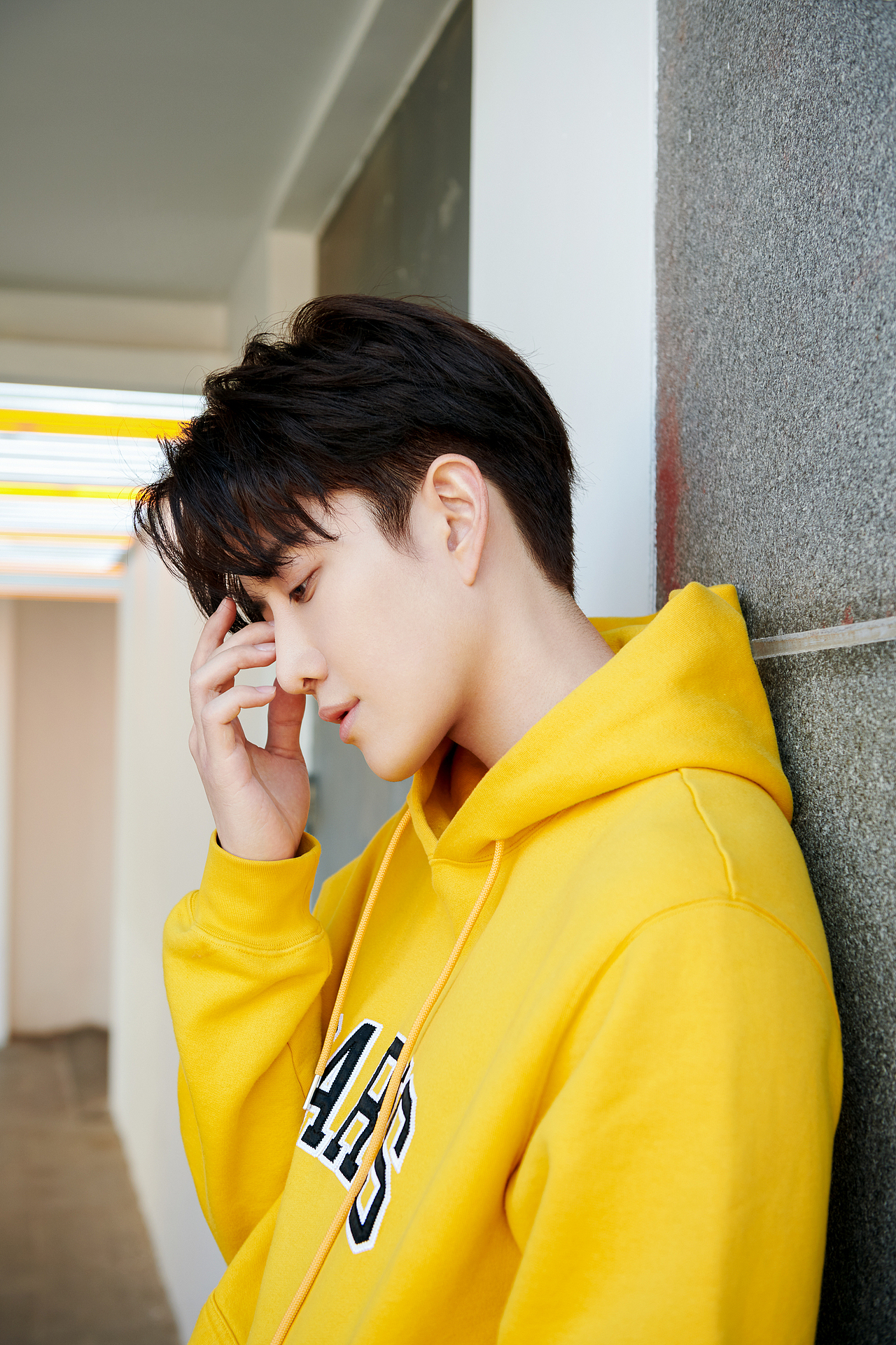 艺人mike杂志拍摄