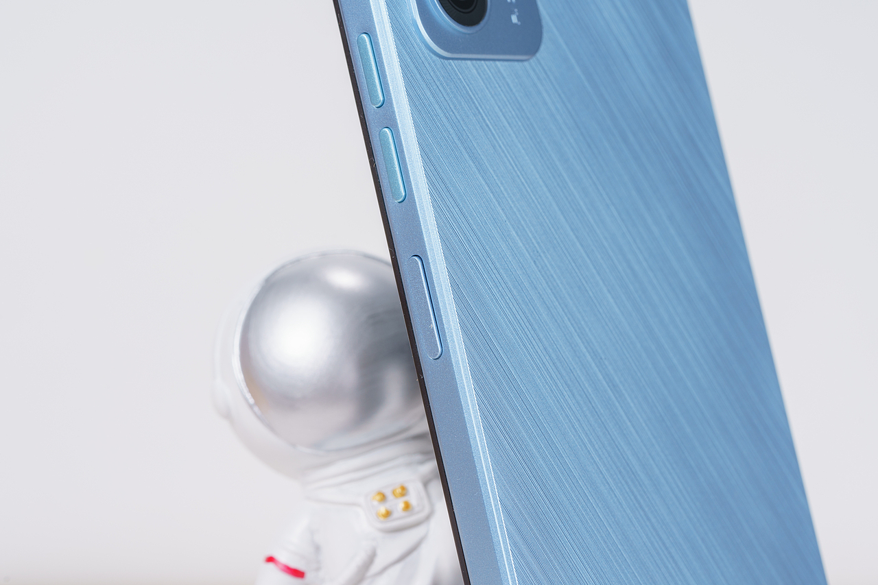 产品拍摄 • UMIDIGI G2（图ZMzMxMDc0NTcy） - 产品摄影 - 站酷设计师LIUQI19原创素材 - 站酷ZCOOL