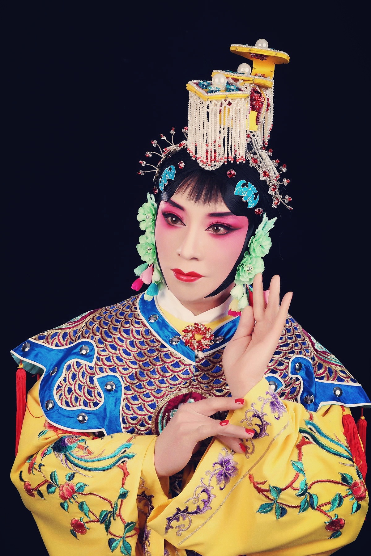 我的京剧照 京剧霸王别姬虞姬 戏曲人物刀马旦武旦（图ZMzYzNDExNTky） - 海报 - 站酷设计师我是我我又非我原创素材 - 站酷ZCOOL