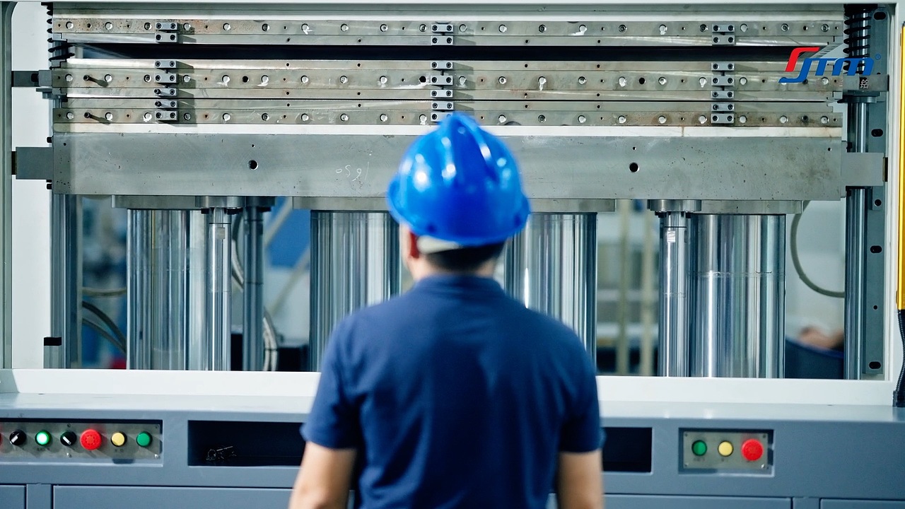 HeyTime Studio｜机械制造企业中英双语宣传片拍摄制作（图ZMzQ3MTEwMDM2） - 宣传片 - 站酷设计师HeyTime创意原创素材 - 站酷ZCOOL