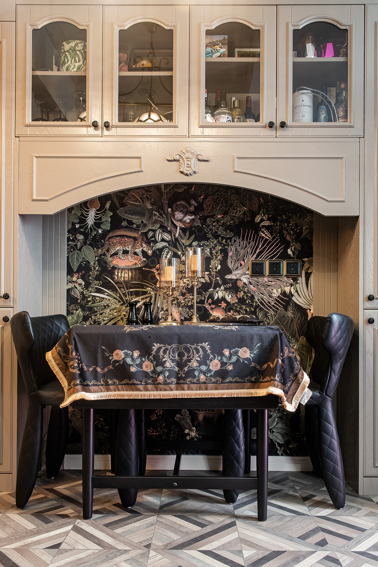 80㎡复式，浓郁的法式复古风袭来（图ZMzMxMzMzMDgw） - 家装设计 - 站酷设计师马小晴晴小马原创素材 - 站酷ZCOOL