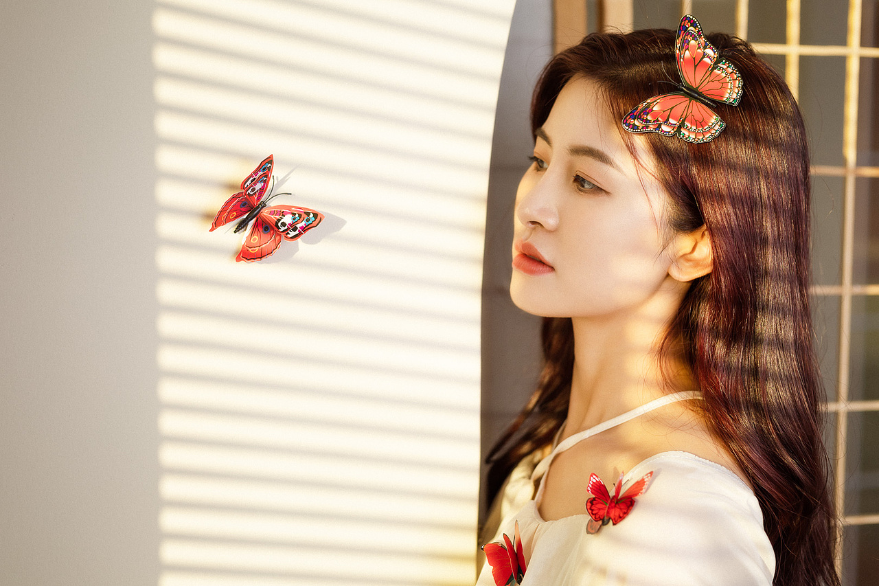 红蝴蝶丨少女情绪人像写真