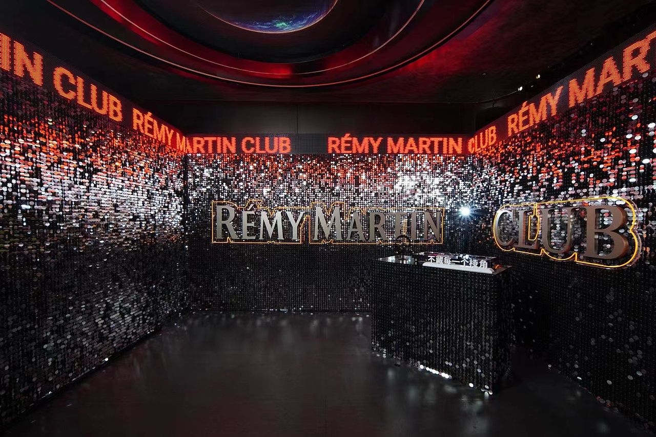 【人头马 x EOSstudio】3D裸眼大屏&音乐可视化VJ