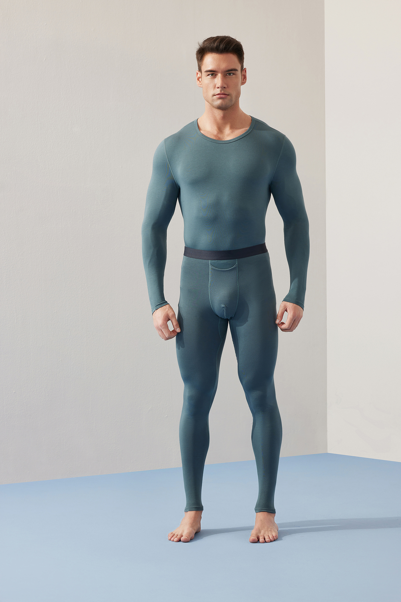 阳光质感的商务保暖内衣拍摄