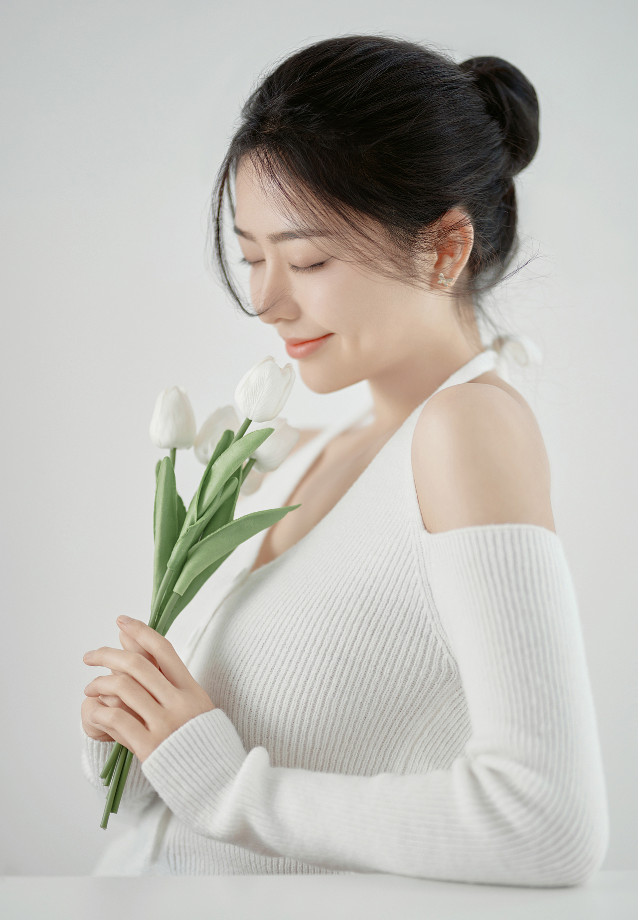 莫兰迪高级灰人像写真,极简简约才是经典