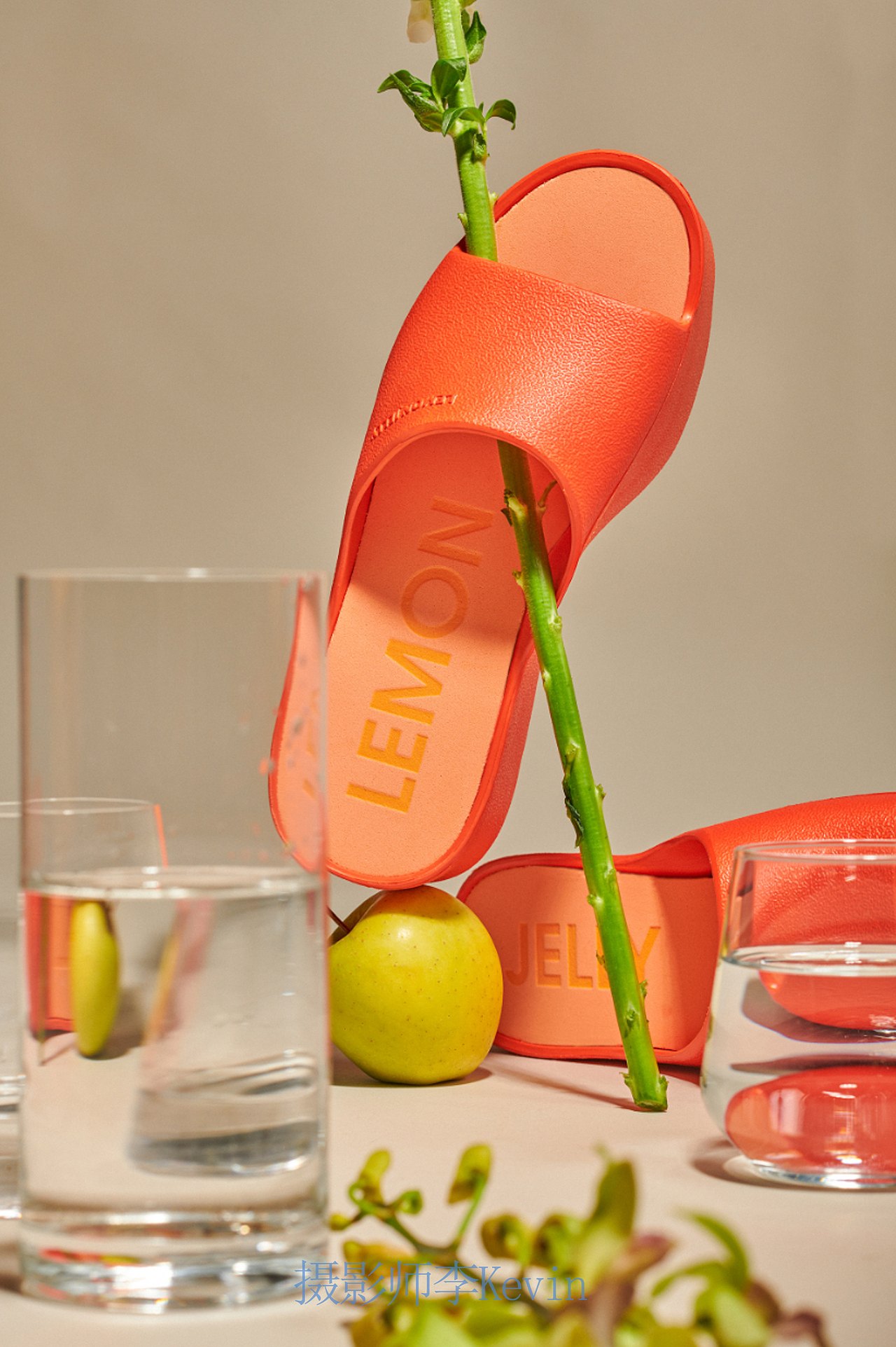 时尚创意女鞋拍摄（图ZMzIyMjExNDU2） - 产品摄影 - 站酷设计师摄影师李Kevin原创素材 - 站酷ZCOOL