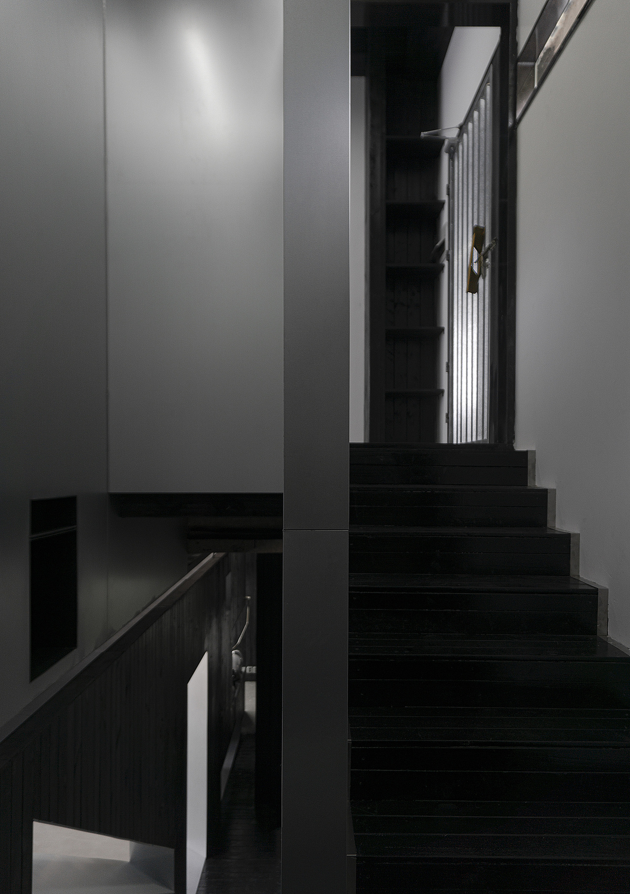 多重立面下的动态空间 - Ronin机车社区（图ZMzI2MDM4MjQ4） - 酒店餐饮设计 - 站酷设计师weiweimao_原创素材 - 站酷ZCOOL