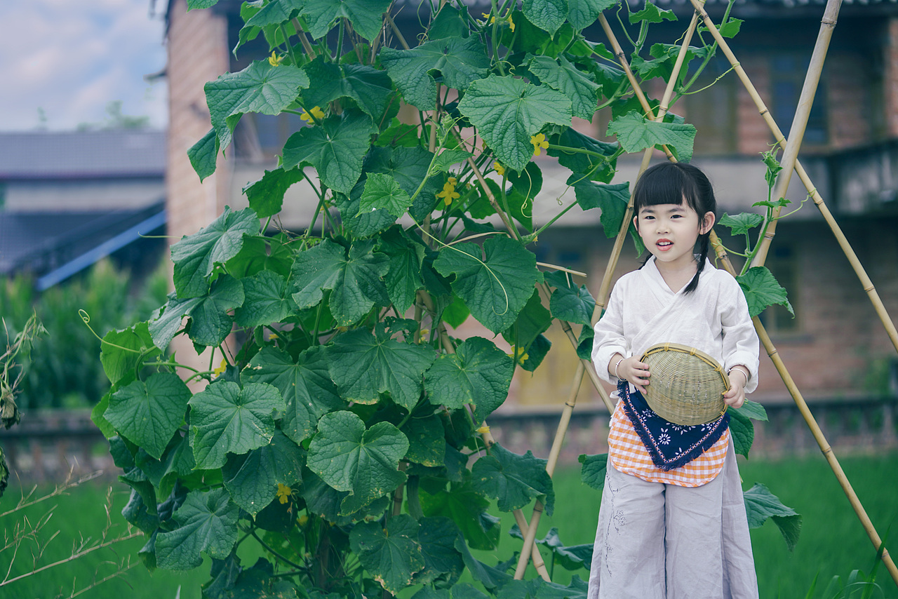 小村夏日记（图ZMzQxNzkxMDEy） - 人像摄影 - 站酷设计师有田人家原创素材 - 站酷ZCOOL