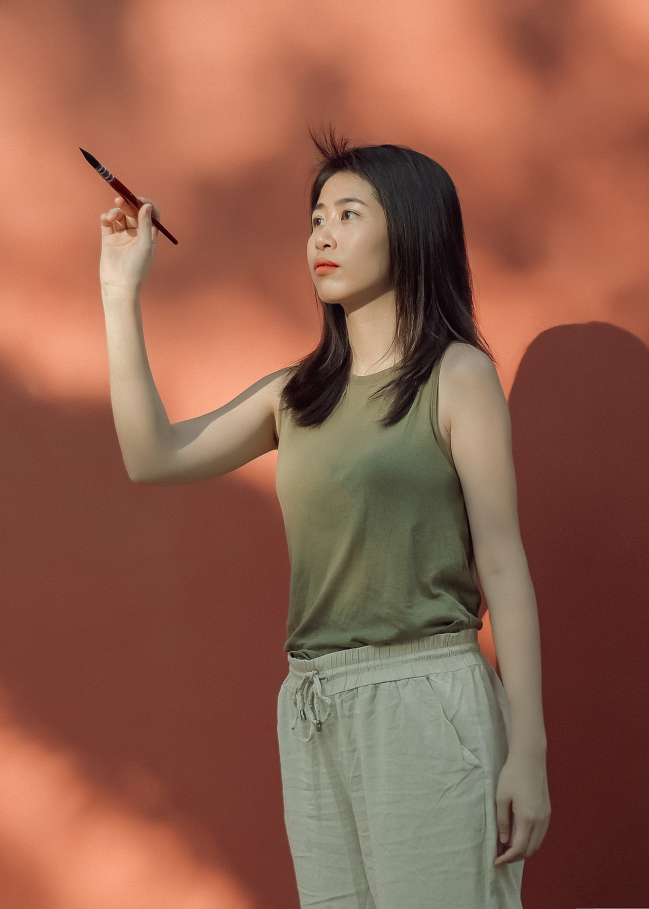 夕阳红墙与诗人（图ZMzQ1OTQ4NTQw） - 人像摄影 - 站酷设计师KK想要和这个世界原创素材 - 站酷ZCOOL