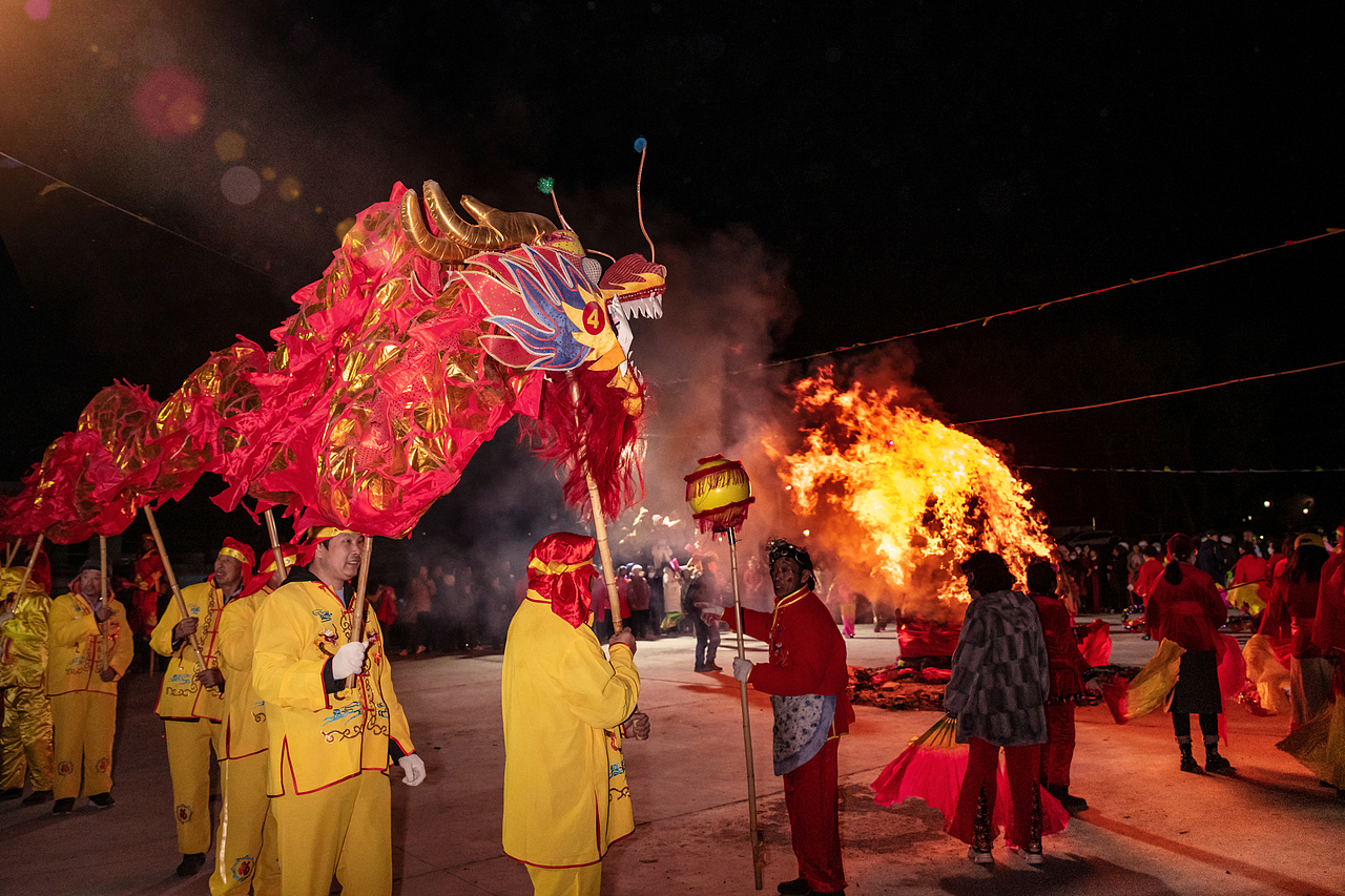 助马堡的元宵节——牙豆彦茂 人文摄影作品