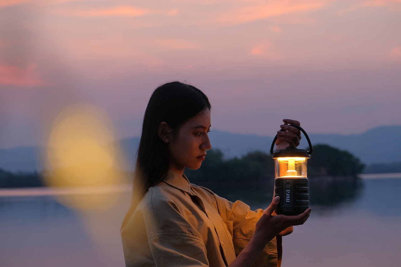 小岛露营 | 户外露营灯音箱