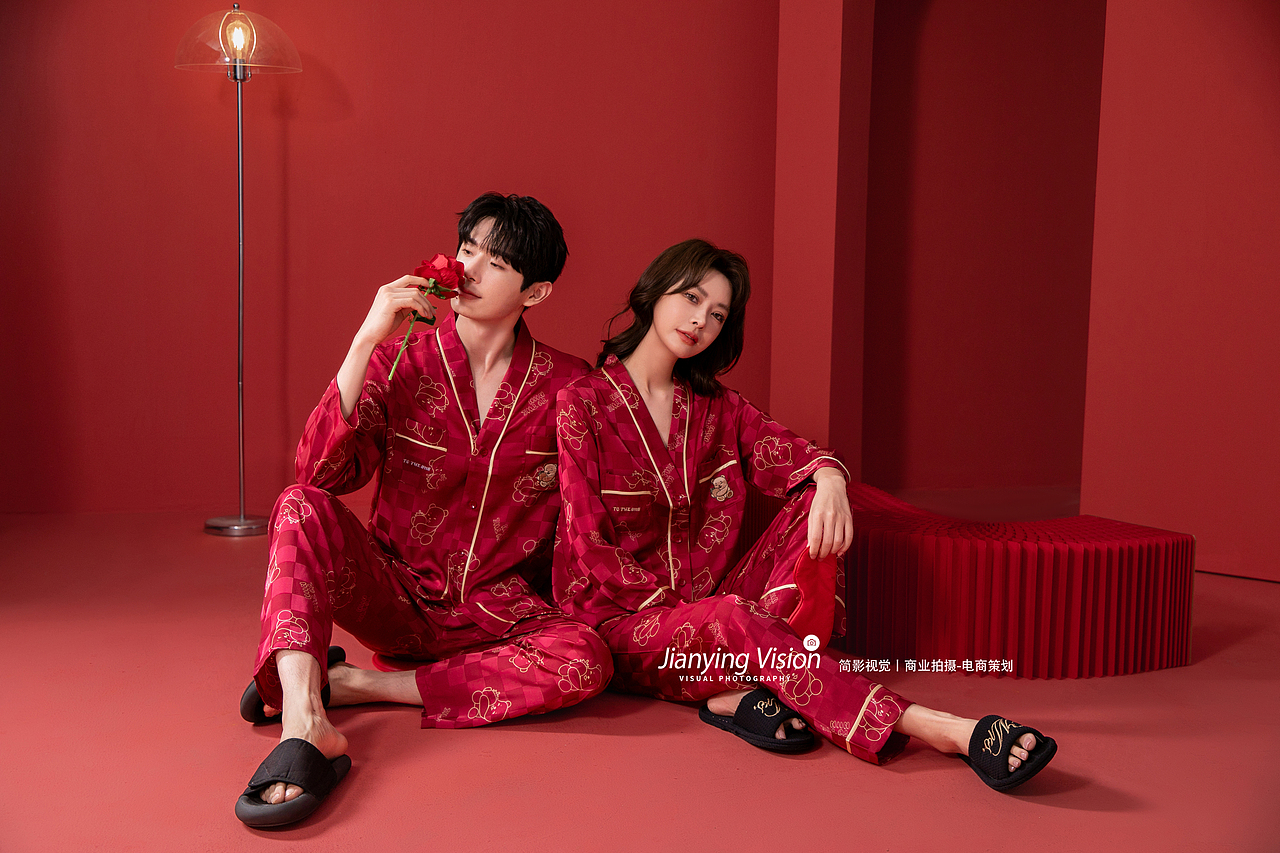 情侣家居服/杭州摄影/家居服拍摄（图ZMzU1NjI0NDY4） - 人像摄影 - 站酷设计师简影视觉原创素材 - 站酷ZCOOL