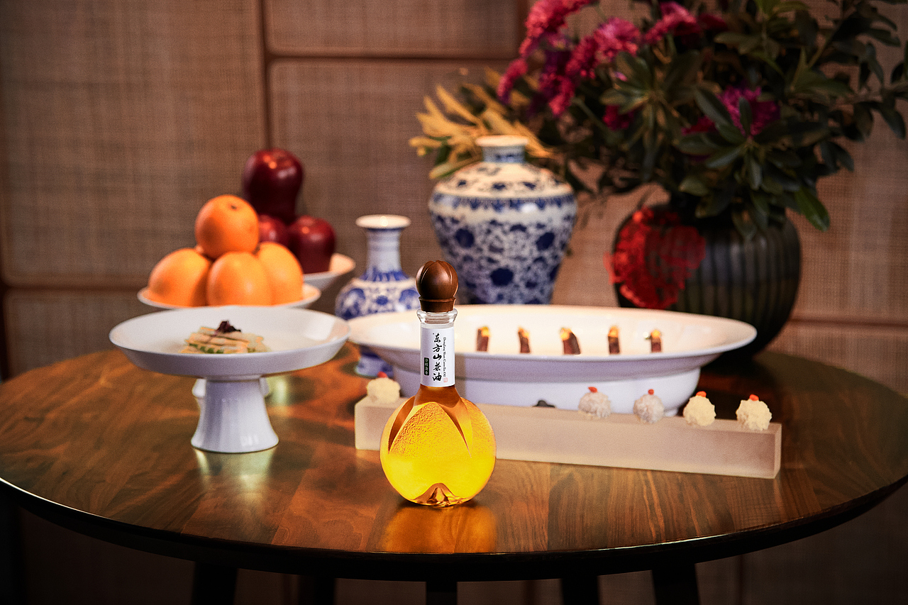 东方山茶油年夜饭海报（图ZMzMxNTA2MTcy） - 产品摄影 - 站酷设计师s8776原创素材 - 站酷ZCOOL