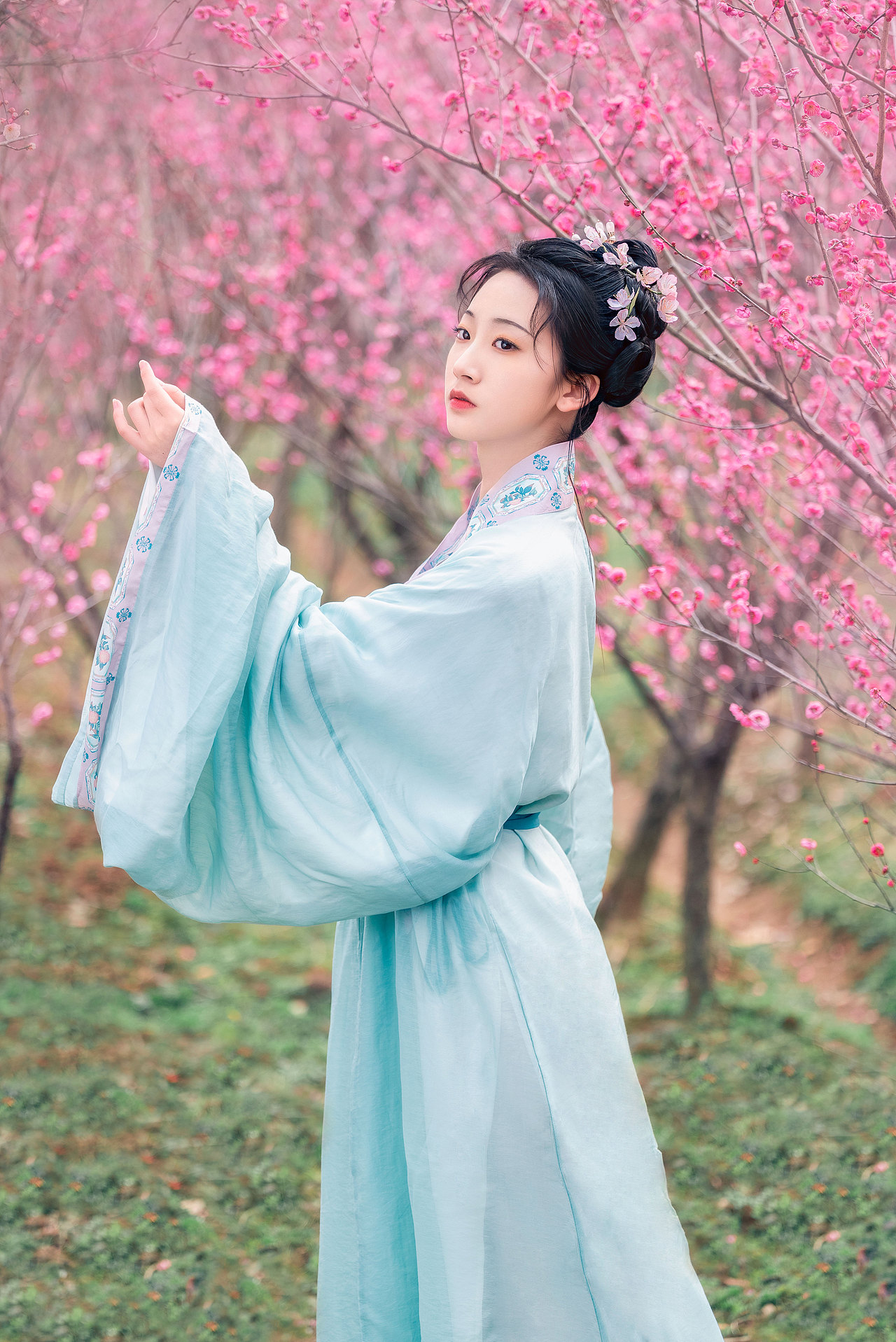 梅间酒（图ZMzE1MjY4MTE2） - 人像摄影 - 站酷设计师糊涂仙人LEO原创素材 - 站酷ZCOOL