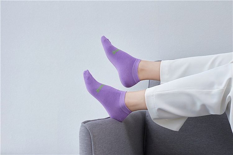 义乌棉袜拍照，女士棉袜短袜模特图拍摄服务（图ZMzA4NzI4MzY4） - 人像摄影 - 站酷设计师义乌大橙摄影韦波原创素材 - 站酷ZCOOL