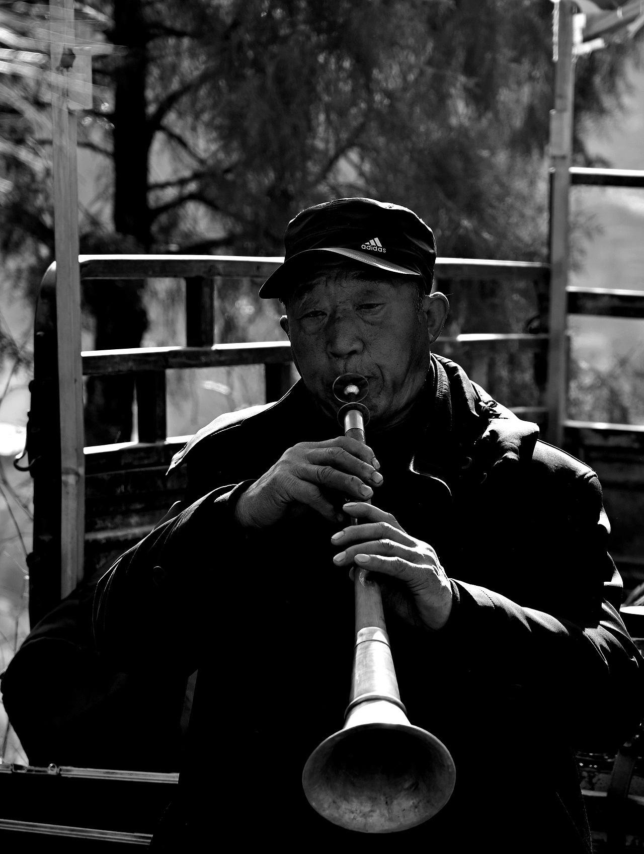 西部歌王（图ZMzU0MDM0MzYw） - 人文/纪实摄影 - 站酷设计师北地墨人视觉原创素材 - 站酷ZCOOL