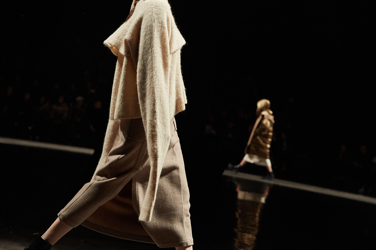 ROSEMOO 时装秀秀场拍摄（图ZMzA3NDUxNDg4） - 人像摄影 - 站酷设计师摄影师UnaWong原创素材 - 站酷ZCOOL