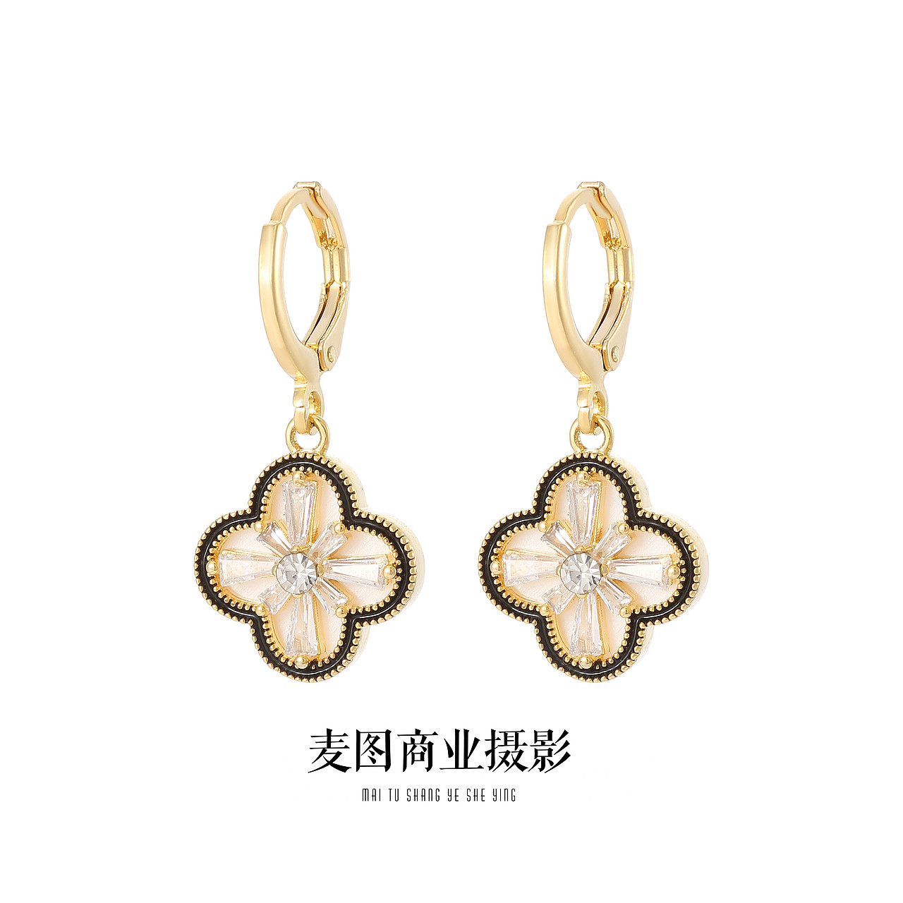 小众饰品 首饰饰品耳饰纯白底拍摄 白底拍图修图