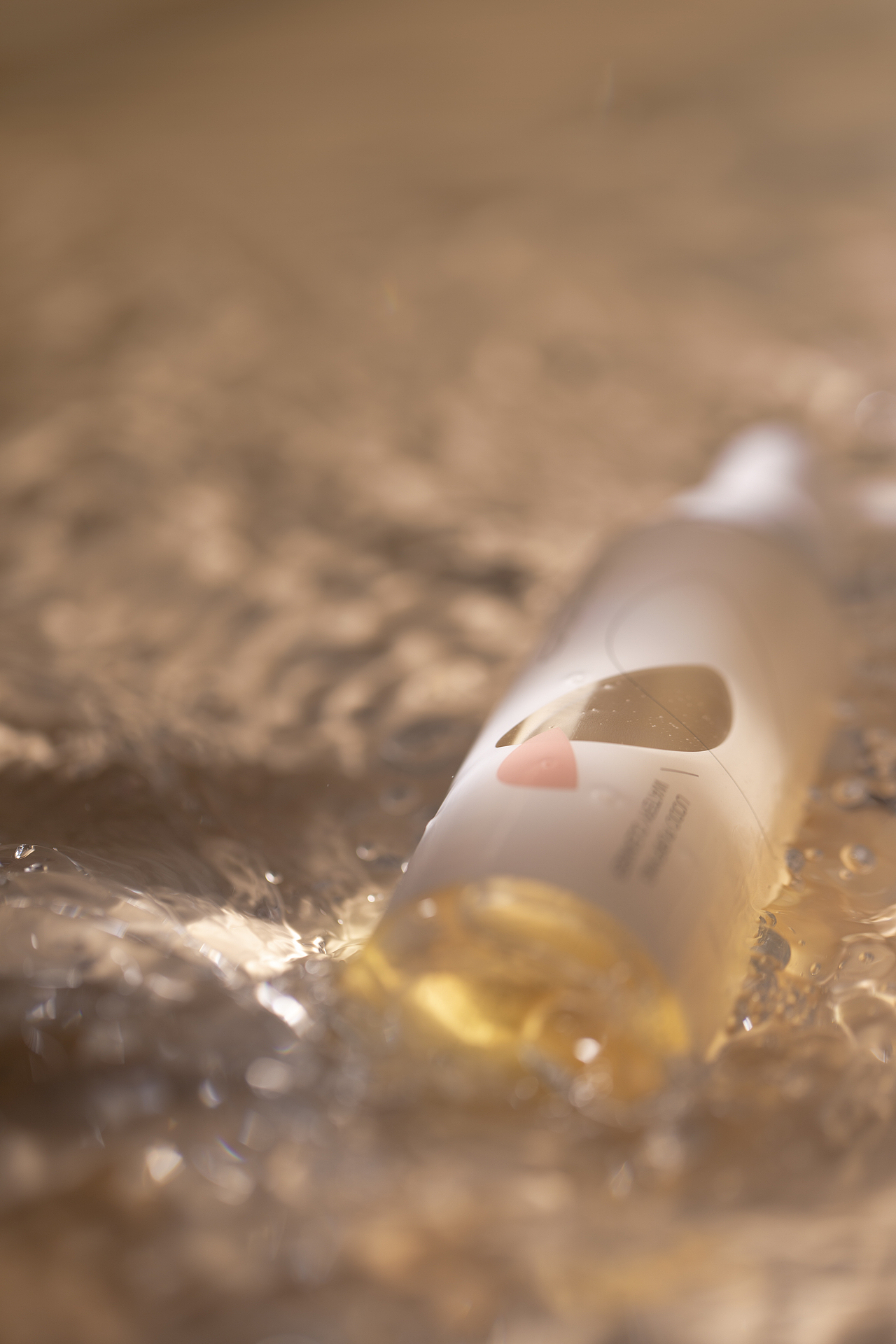 用夏天的第一捧爆汁柚子洗脸 uodo洁颜蜜（图ZMzA1ODUwNzQ0） - 其他摄影 - 站酷设计师menliyougezhou原创素材 - 站酷ZCOOL
