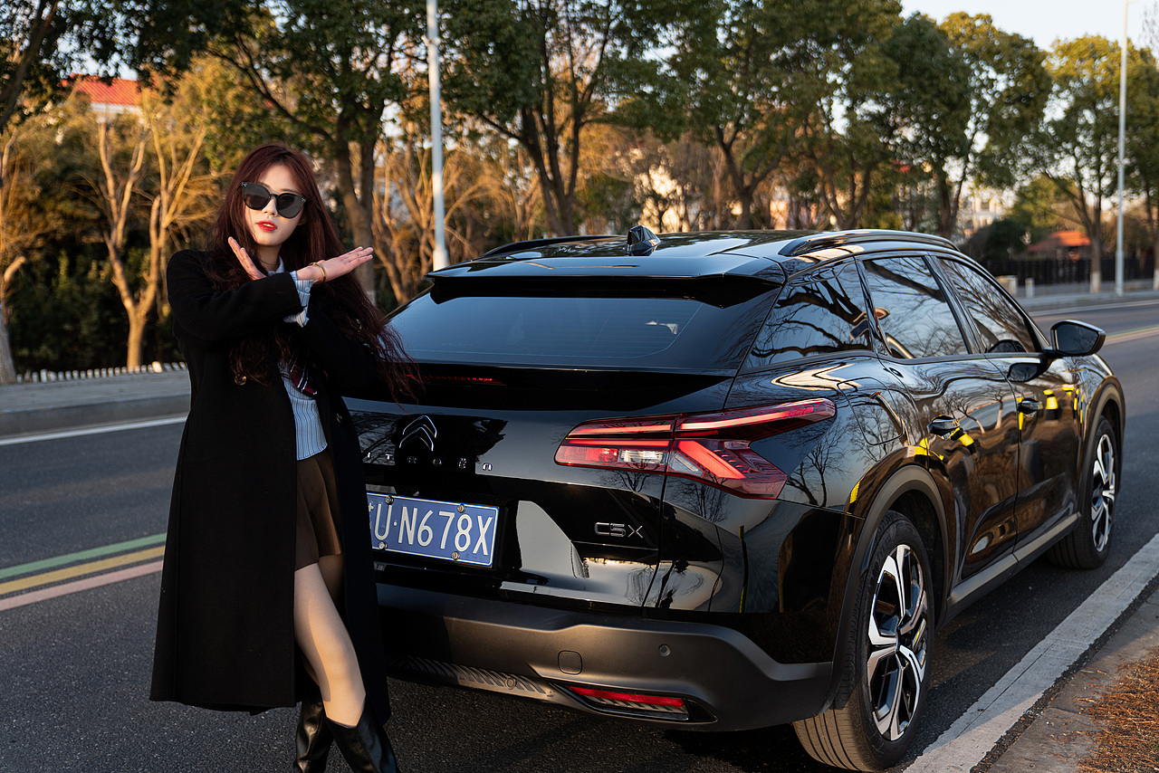 城市湖畔 • 法式浪漫 • 邂逅凡尔赛C5X