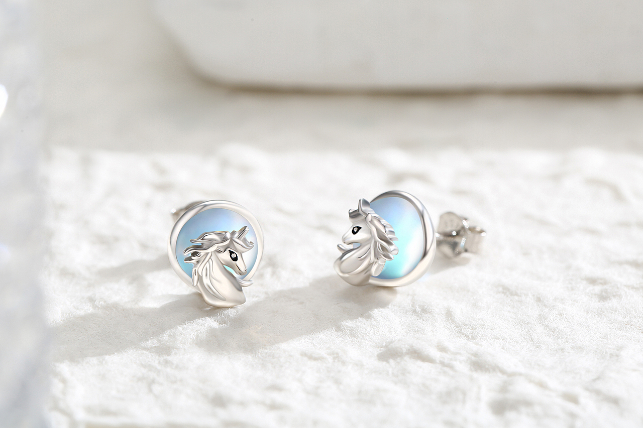 珠宝饰品场景修图（图ZMzAyMTg2NTI0） - 修图/后期 - 站酷设计师电波TING原创素材 - 站酷ZCOOL