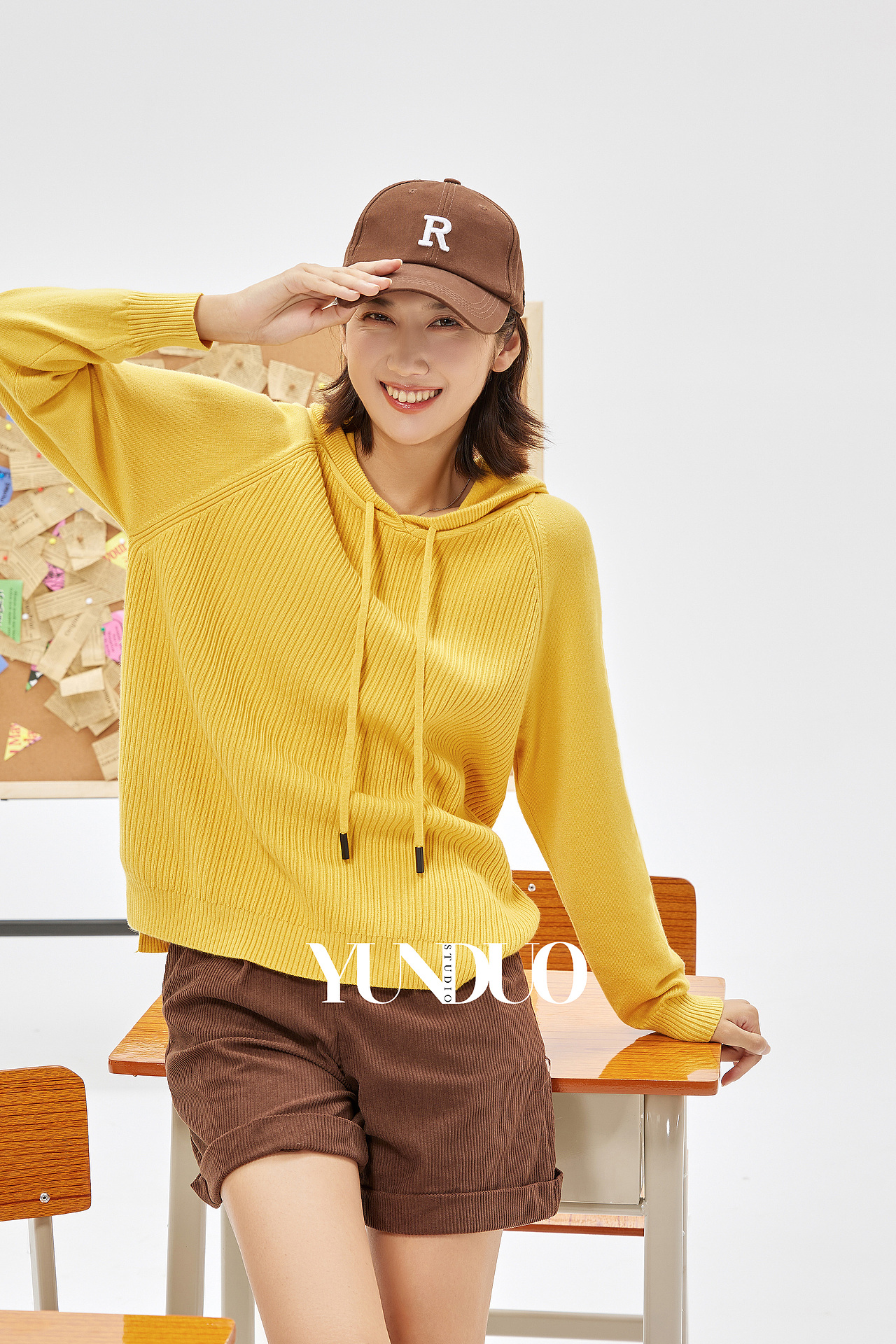 品牌:乔俪莎(QIAOLISHA) 秋冬打底衫（图ZMzA1MjY2ODI0） - 人像摄影 - 站酷设计师陨朵商拍刘大奇原创素材 - 站酷ZCOOL