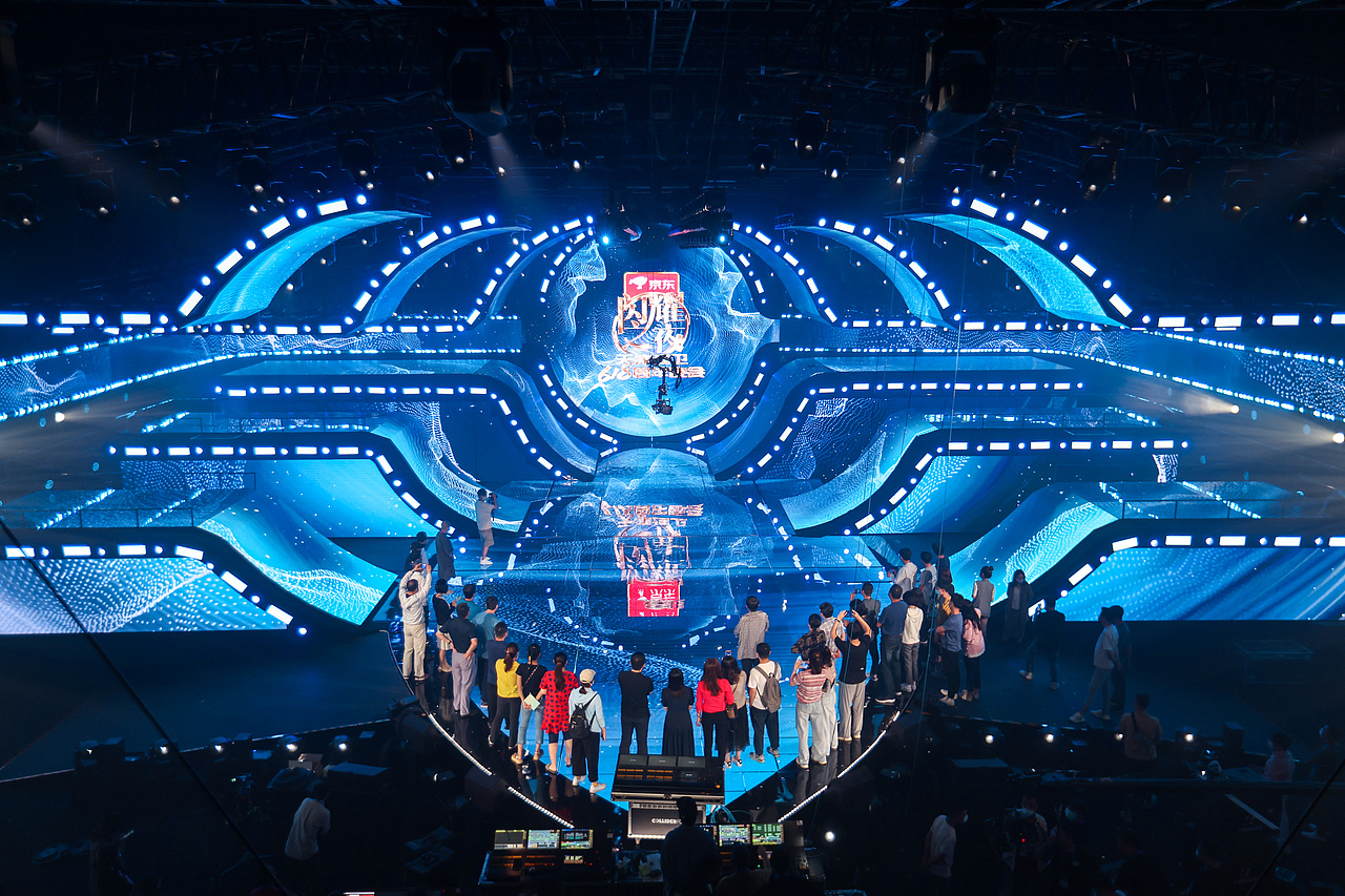 《闪耀之夜 - 天津建卫618周年晚会》