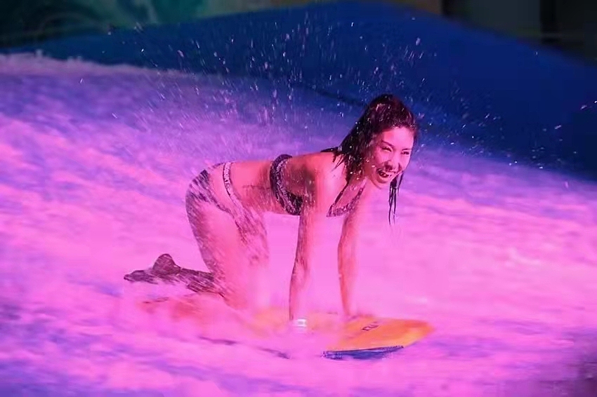 安阳市景区娱乐暖场道具水上冲浪出租，出售（图ZMzI1MDE0NTI0） - 玩具 - 站酷设计师山东立震游乐原创素材 - 站酷ZCOOL