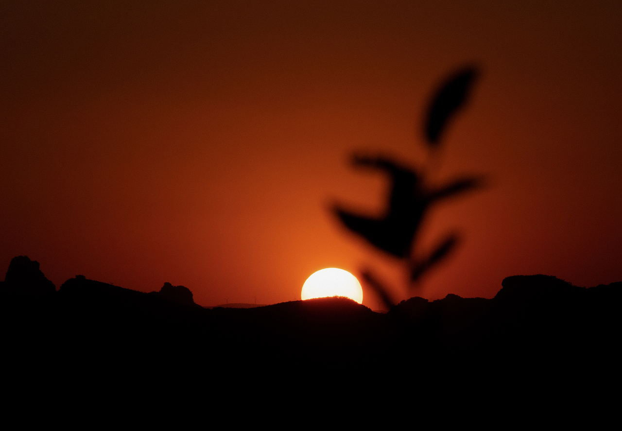 一组夕阳 结束2022（图ZMzI2NzQ5Njc2） - 风光摄影 - 站酷设计师雷十三摄影原创素材 - 站酷ZCOOL