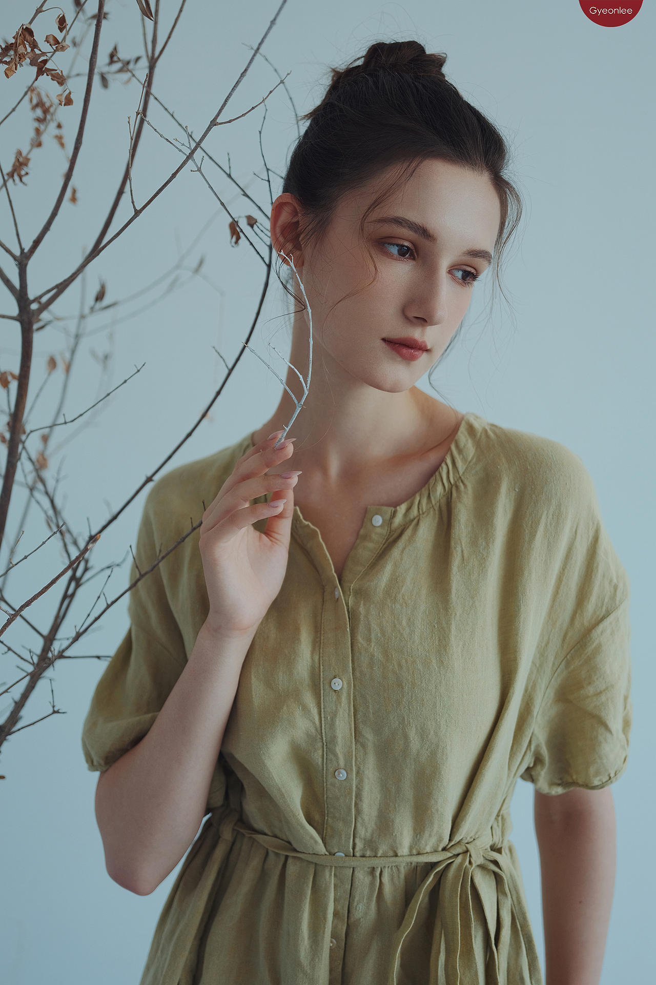 服装拍摄样片 ｜ 富士GFX50S2（图ZMzQ1MjAwNDA4） - 人像摄影 - 站酷设计师gyeonlee原创素材 - 站酷ZCOOL