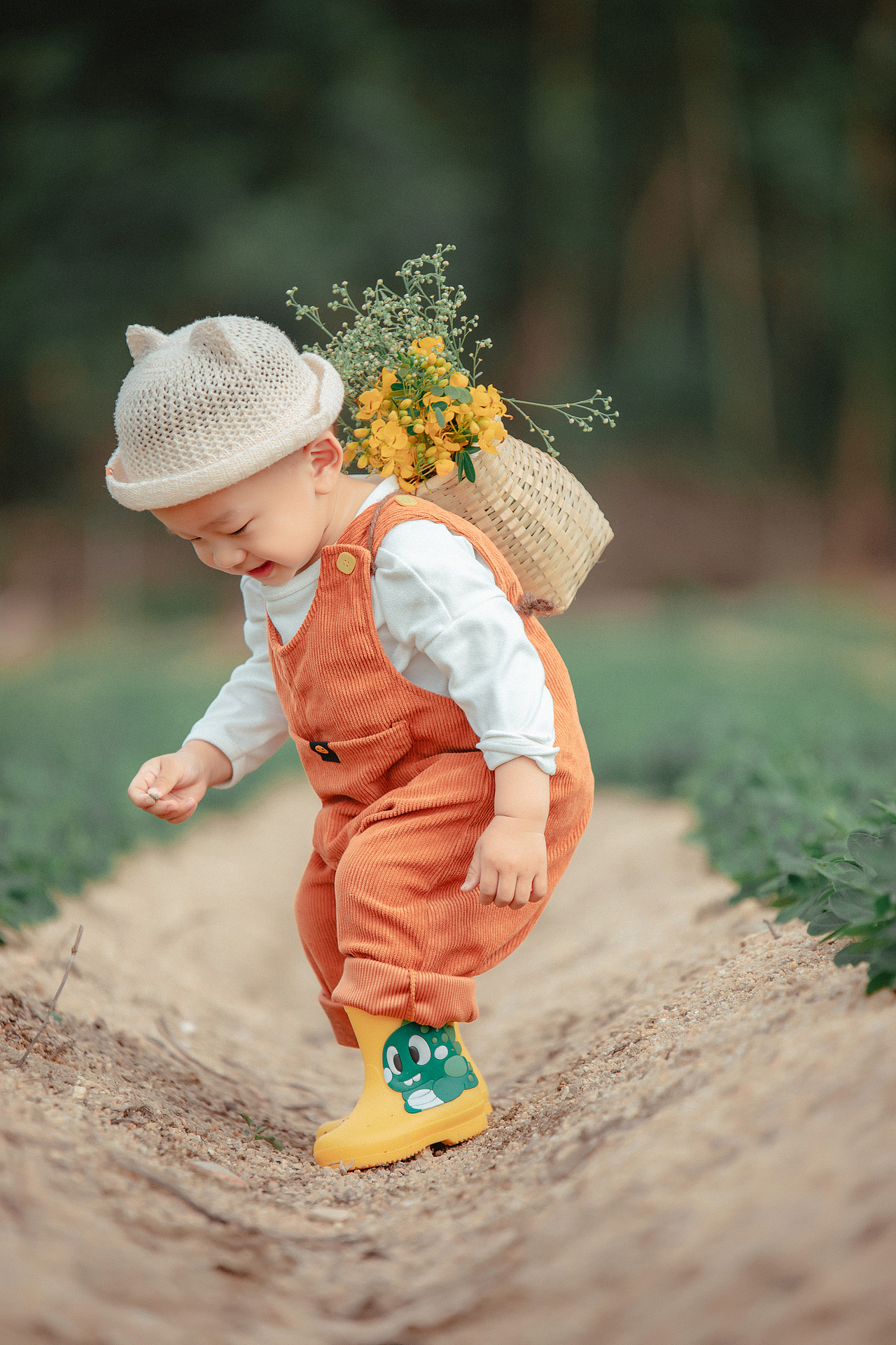 立夏-小盆友下地干农活咯