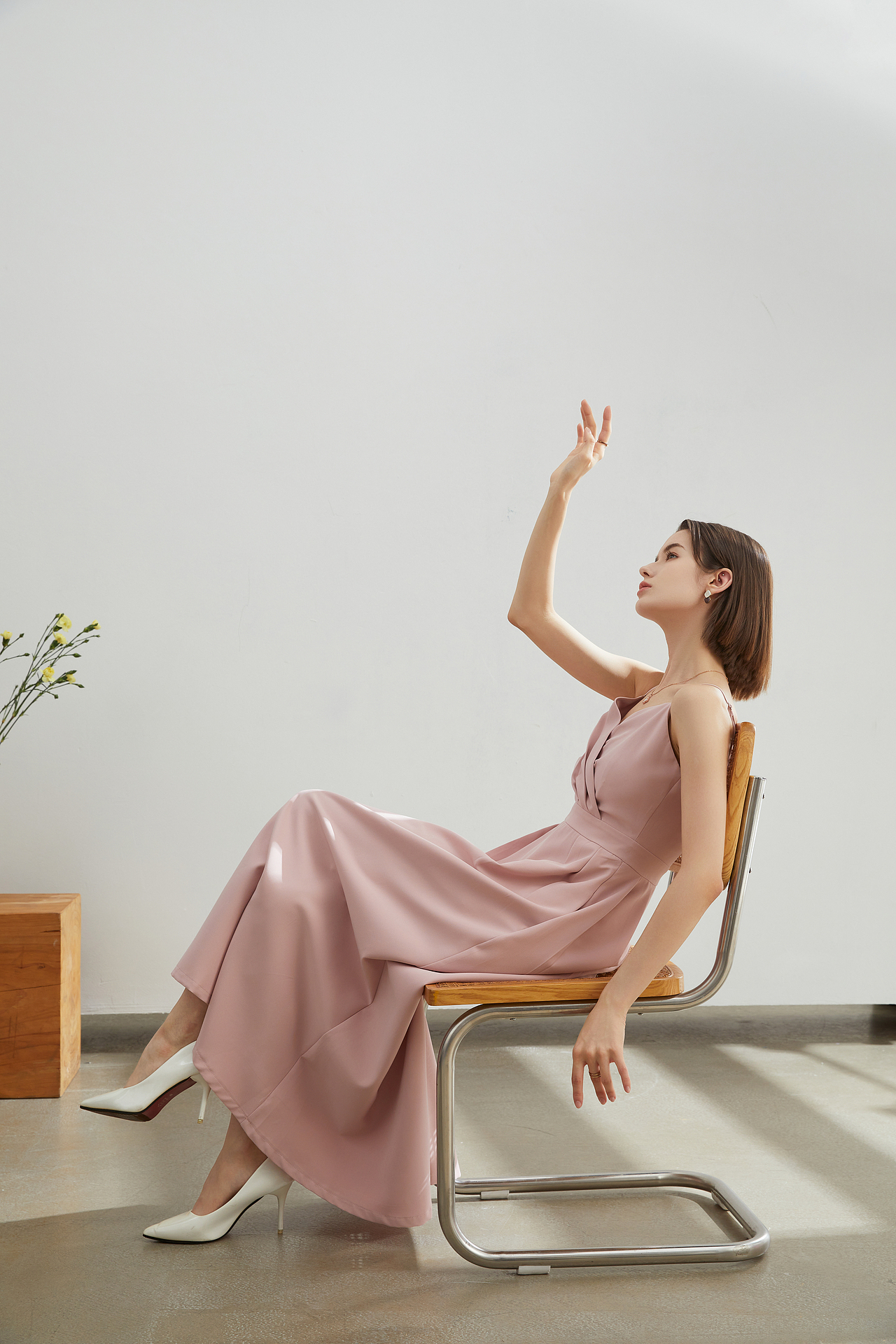 模拟阳光 女装优雅类型拍摄，有一种轻柔的感觉（图ZMzU1MjY1ODQ0） - 人像摄影 - 站酷设计师深圳摄影师高乔原创素材 - 站酷ZCOOL